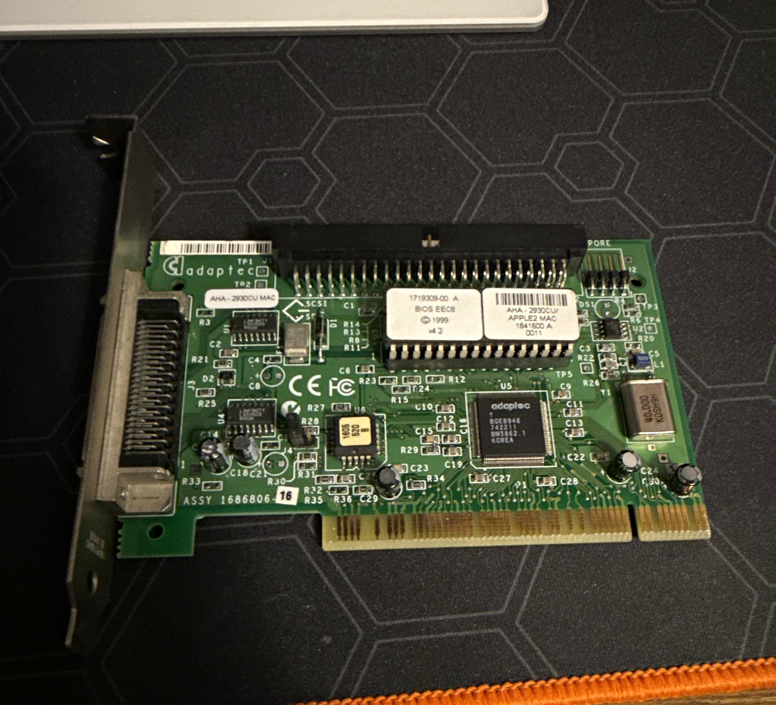 Adaptec AHA-2930CU PCI SCSI Non-RAID Controller Card for Apple Mac, Not Tested