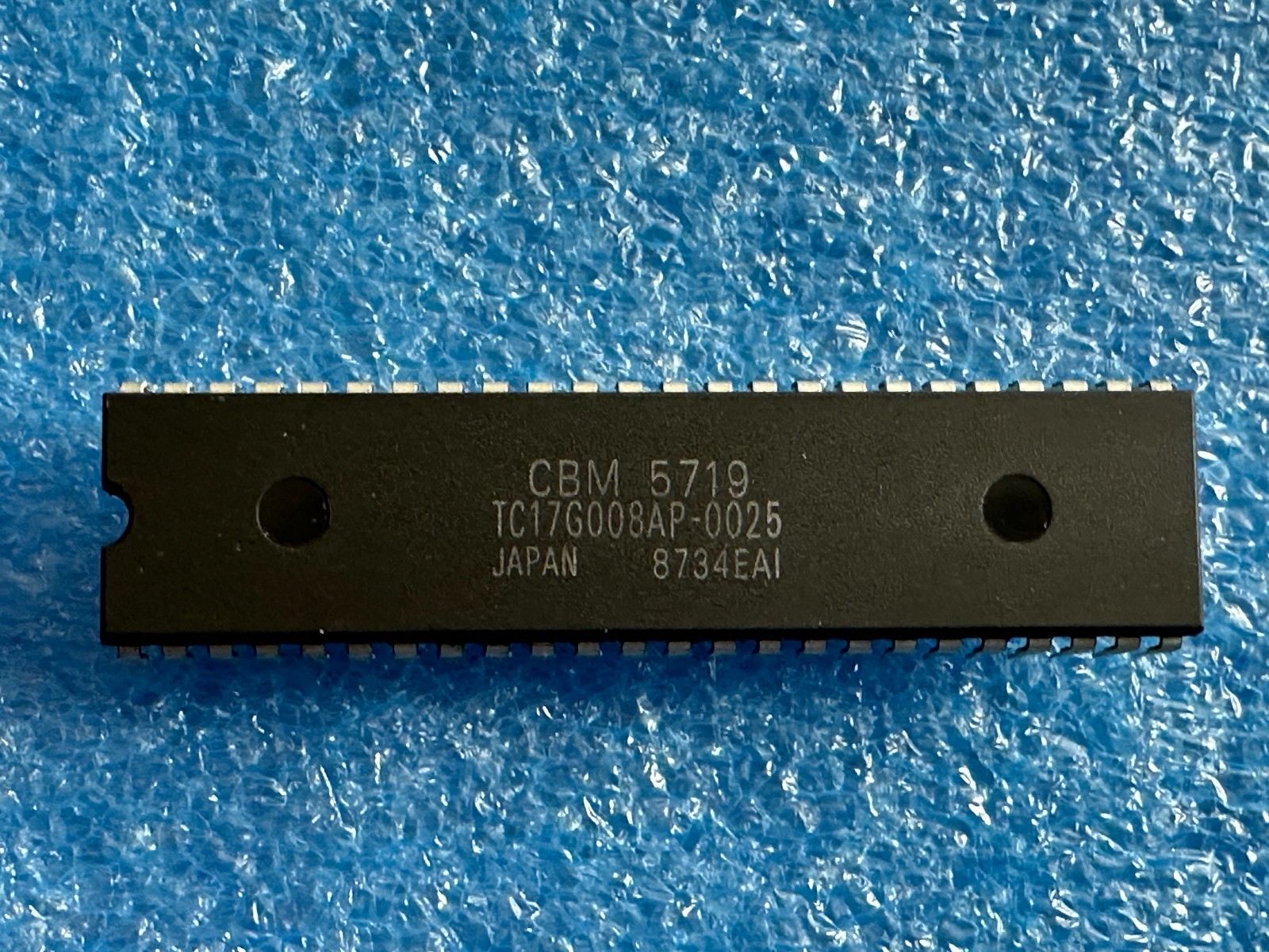 CBM 5719 GARY Gate Array Chip IC For AMIGA A2000 / TC17G008AP-0025 JAPAN 8734EAI