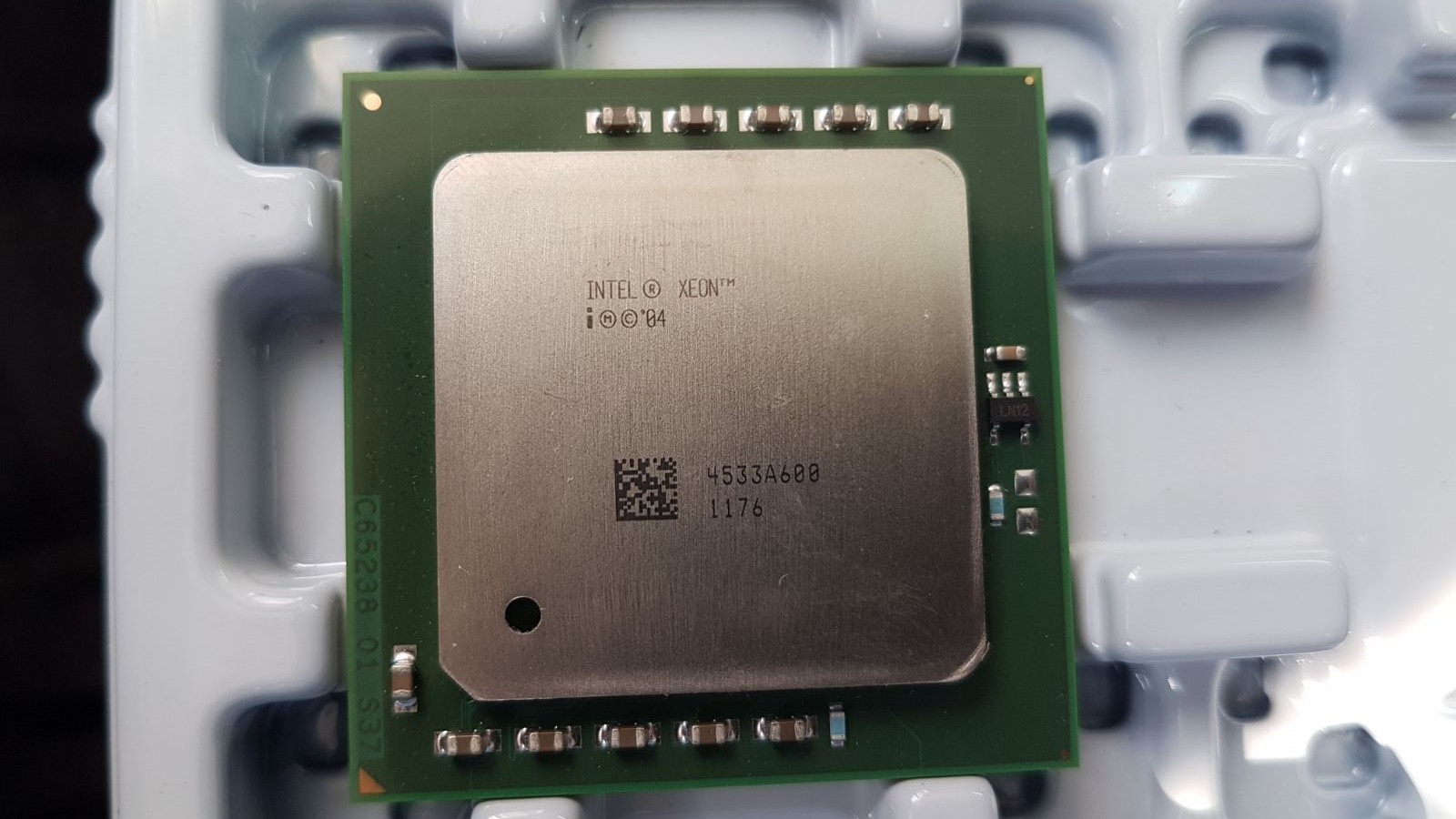 LOT OF 2 PCS. INTEL BX80546KG3600FU 64-bit  Processor 3.60 GHz, 2M Cache