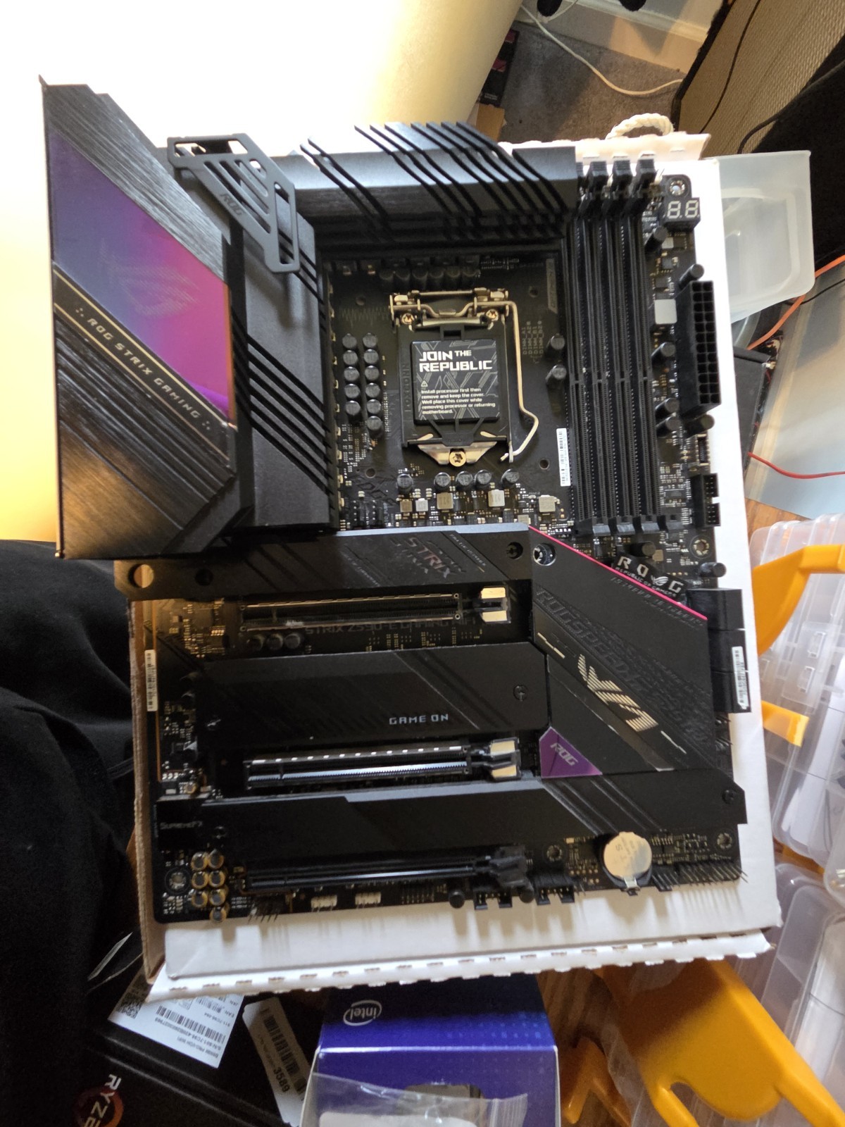ASUS ROG STRIX Z490-E GAMING LGA 1200 (Intel 10th) Intel Z490 ATX Motherboard