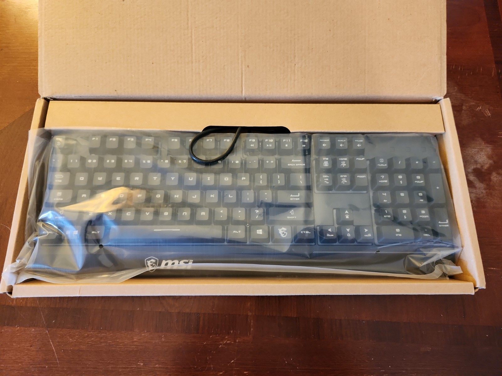 MSI VIGOR GK30 US LED Gaming Keyboard OPEN BOX - CLEAN- NEW