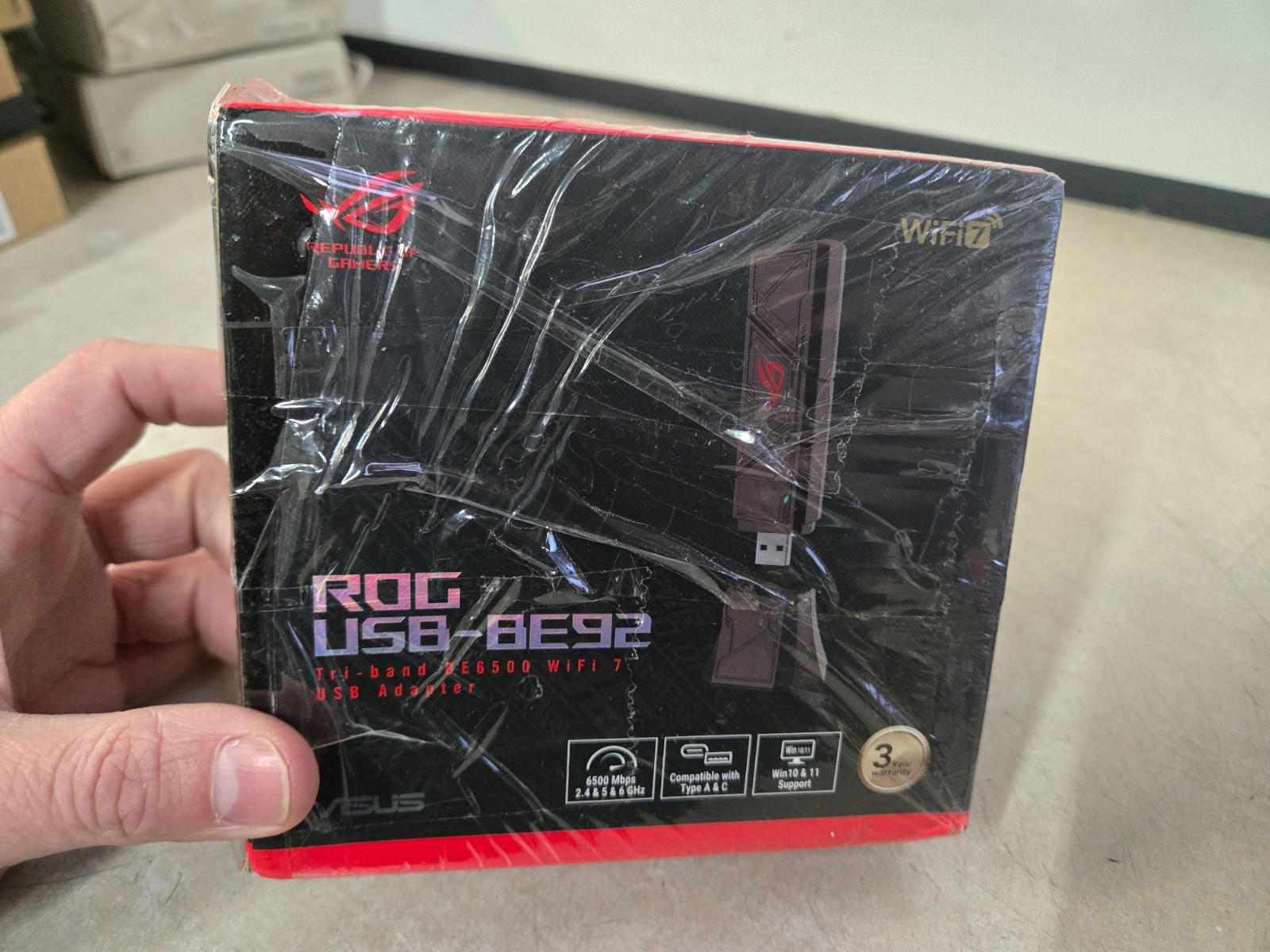 SEALED ASUS ROG USB-BE92 Tri-band BE6500 WiFi 7 USB Adapter, 6GHz band, support
