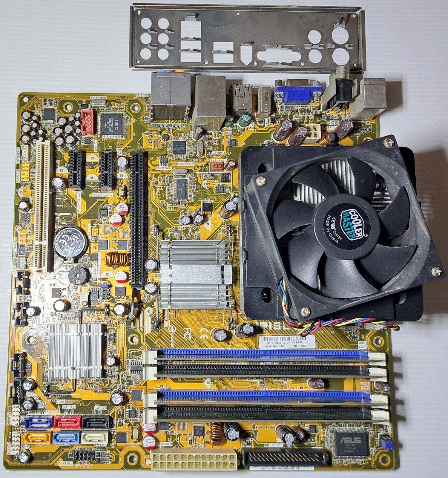 HP 5189-1080 Pegatron IPIBL-LB Motherboard with Intel Quad Core 775 CPU and Ram