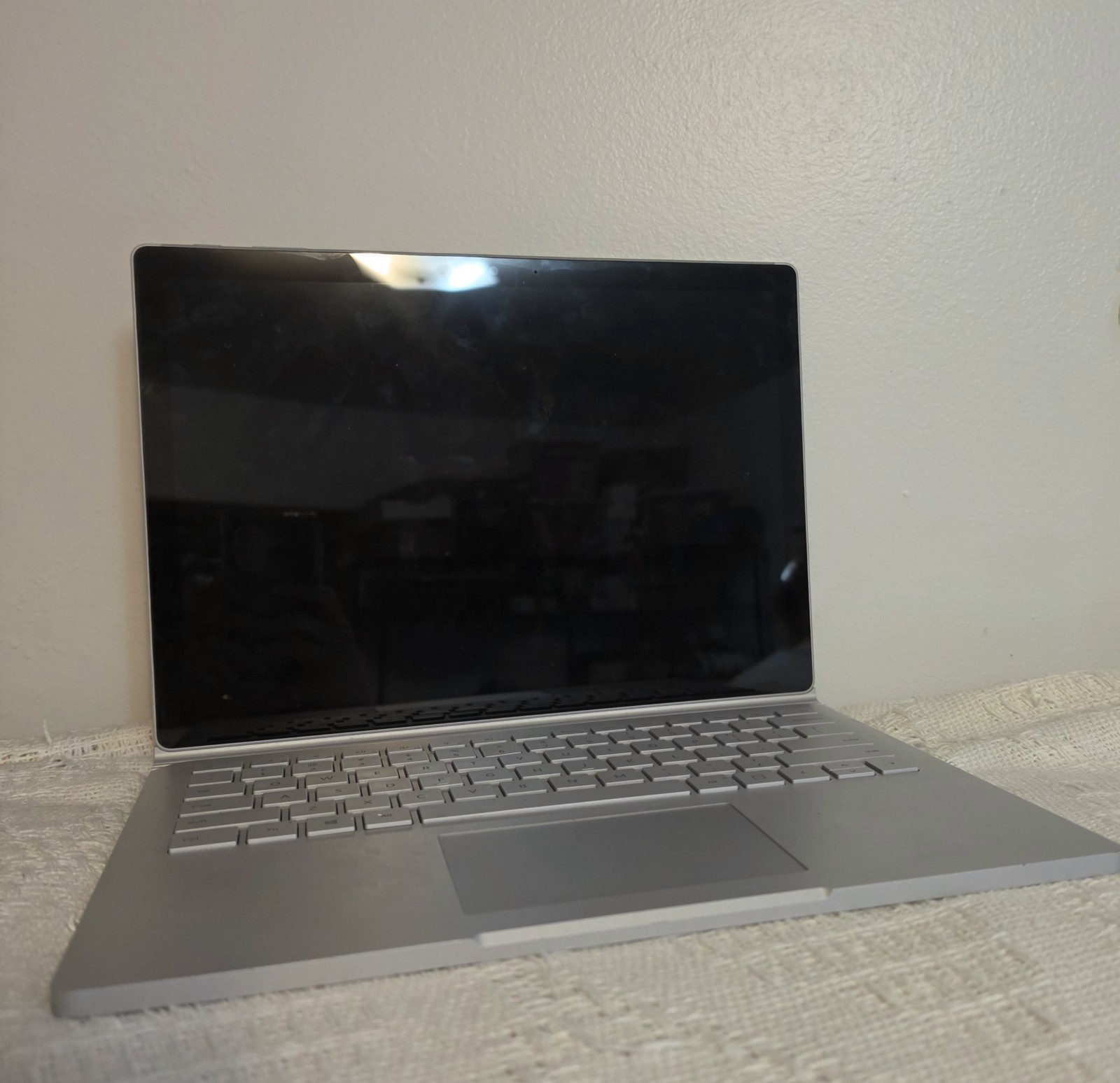 Microsoft Surface Book 2 Dent Needs Battery