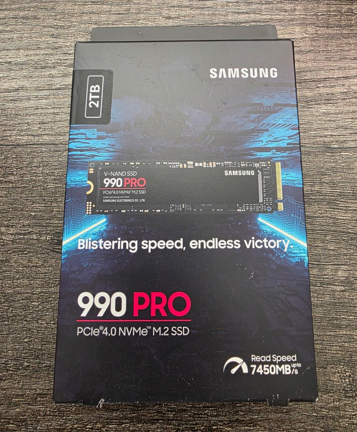 Samsung 990 PRO 2TB PCIe 4.0 NVMe M.2 Internal SSD 7450MB/s Read