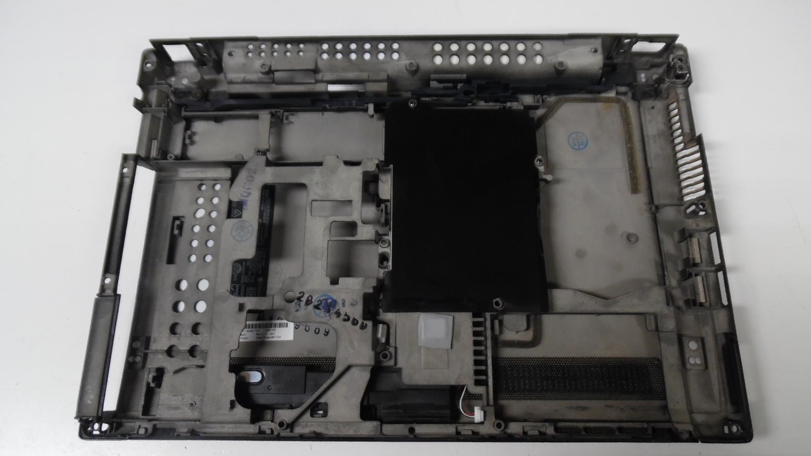 Genuine HP Elitebook 2560P - Base Chassis w/Cover Door -* 651372-001