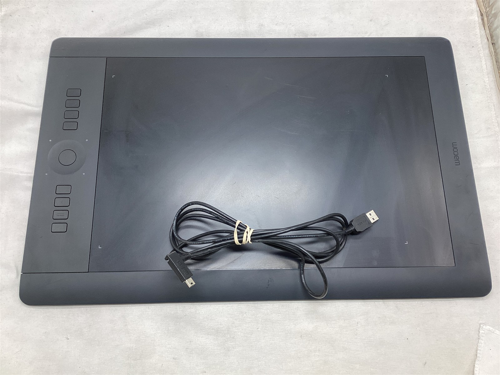 Wacom INTOUS Pro Large PHT-851 Graphics Drawing Tablet No Pen, Wireless Receiver