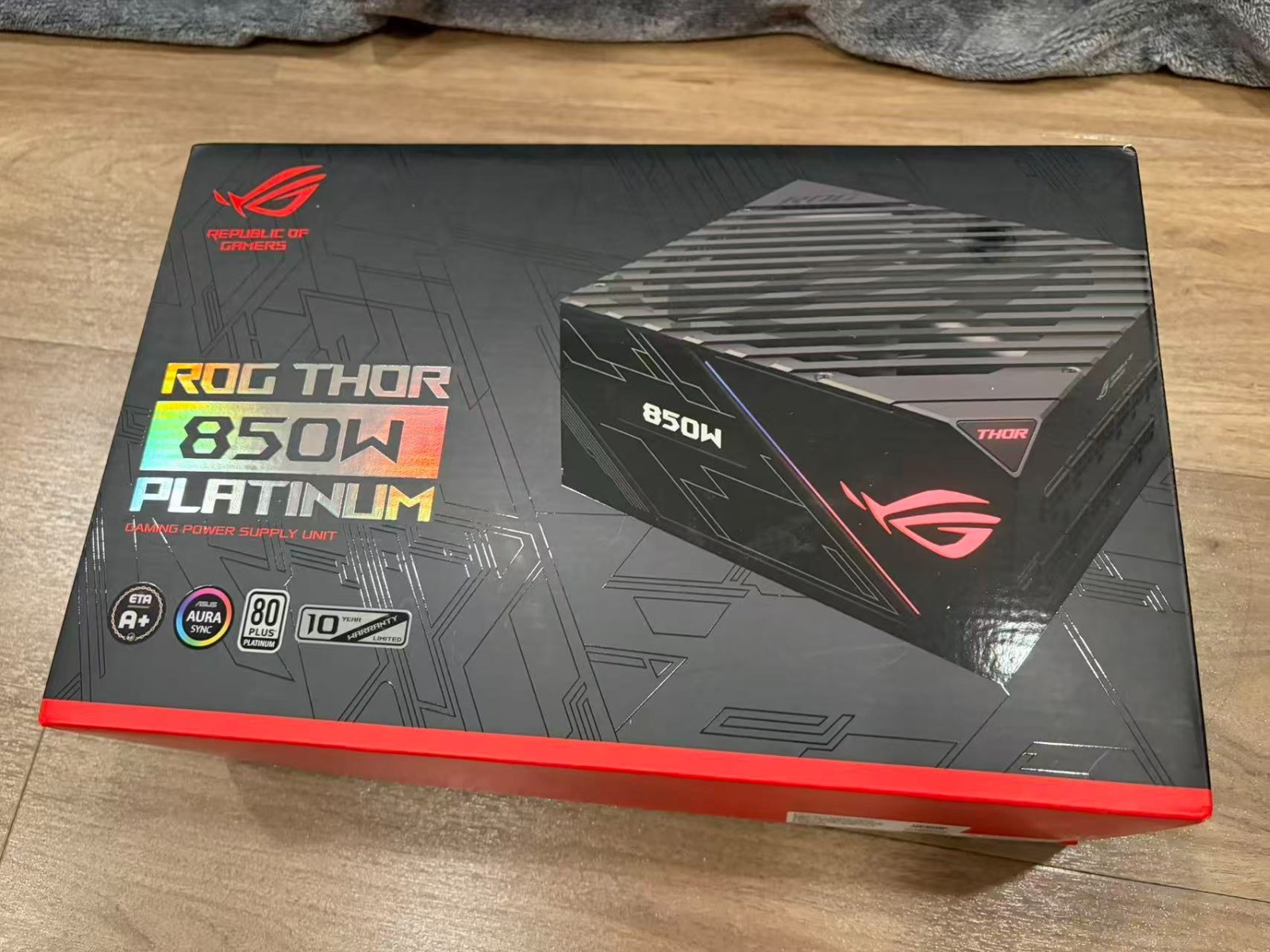 ASUS ROG Thor 850 Certified 850W Fully-Modular RGB Power Supply with LiveDash OL