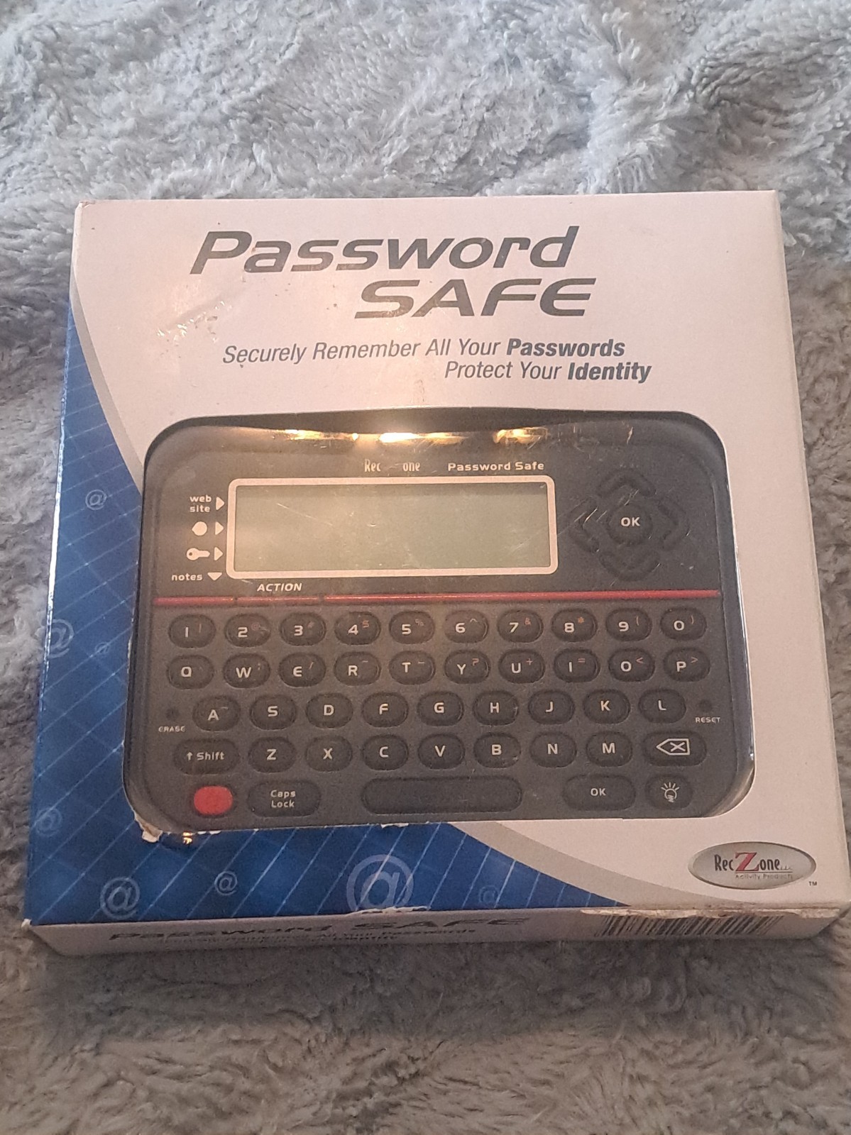 New Password Keeper Safe Vault Password Organizer RecZone Model 595 Open Box