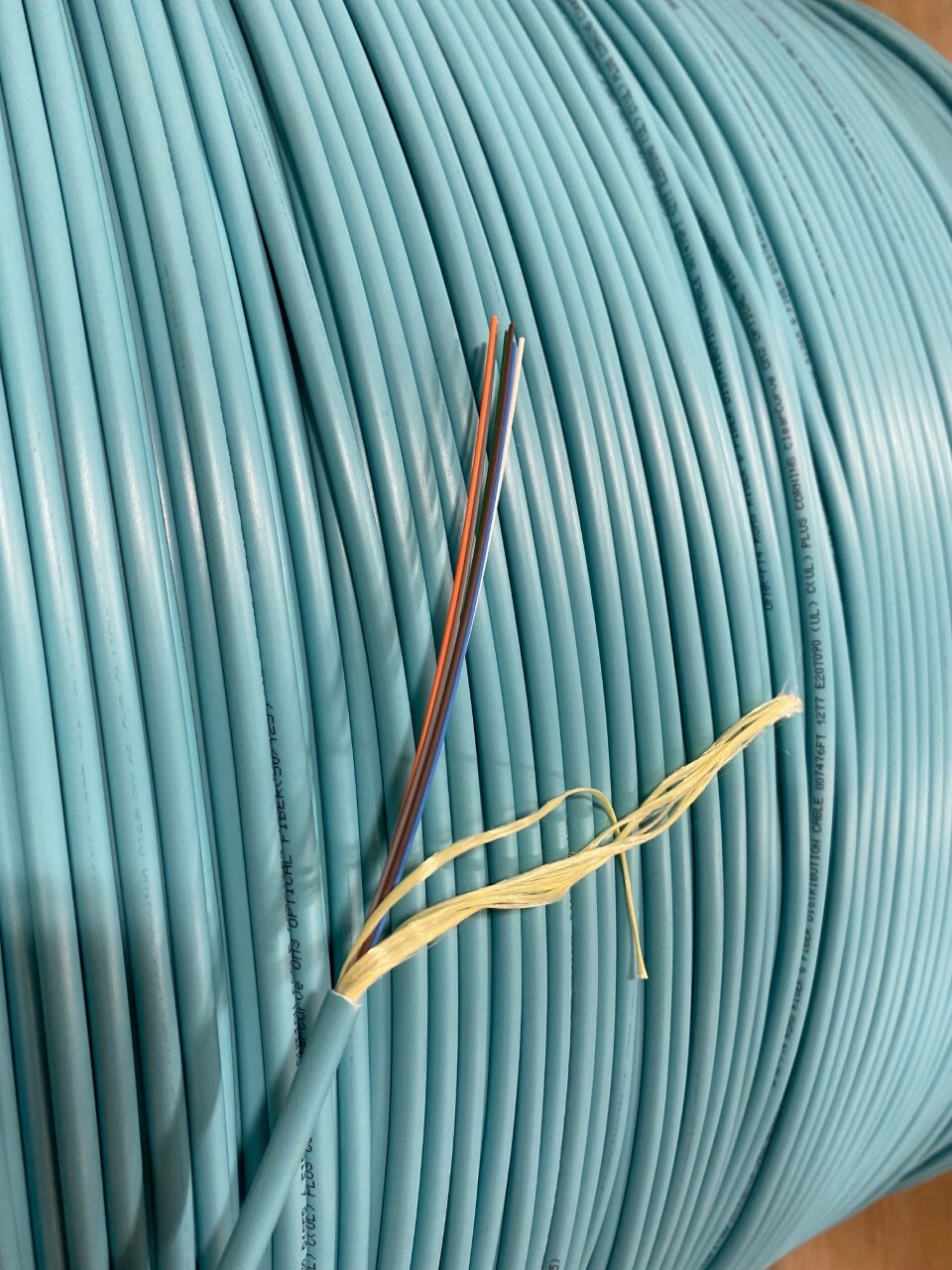 1000ft 6 Strand OM3 50/125 Multimode Indoor Riser Rated Fiber Optic Cable Aqua