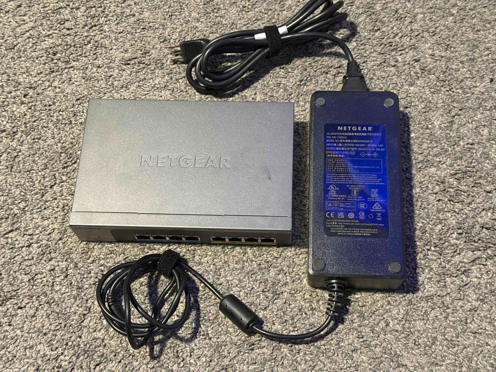 NETGEAR MS108EUP 8-Port 2.5G Multi-Gigabit PoE++ Plus Ethernet Switch