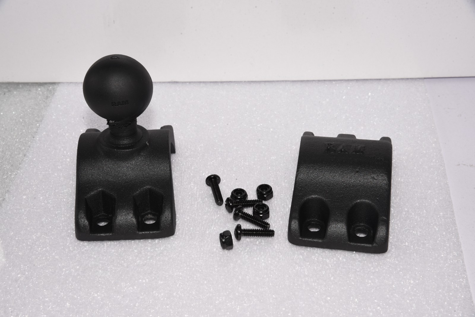 USED RAM Rail Clamp RAM-271U-2  C Size 1.5" Ball - For Rails 2" - 2.5" in. Dia.
