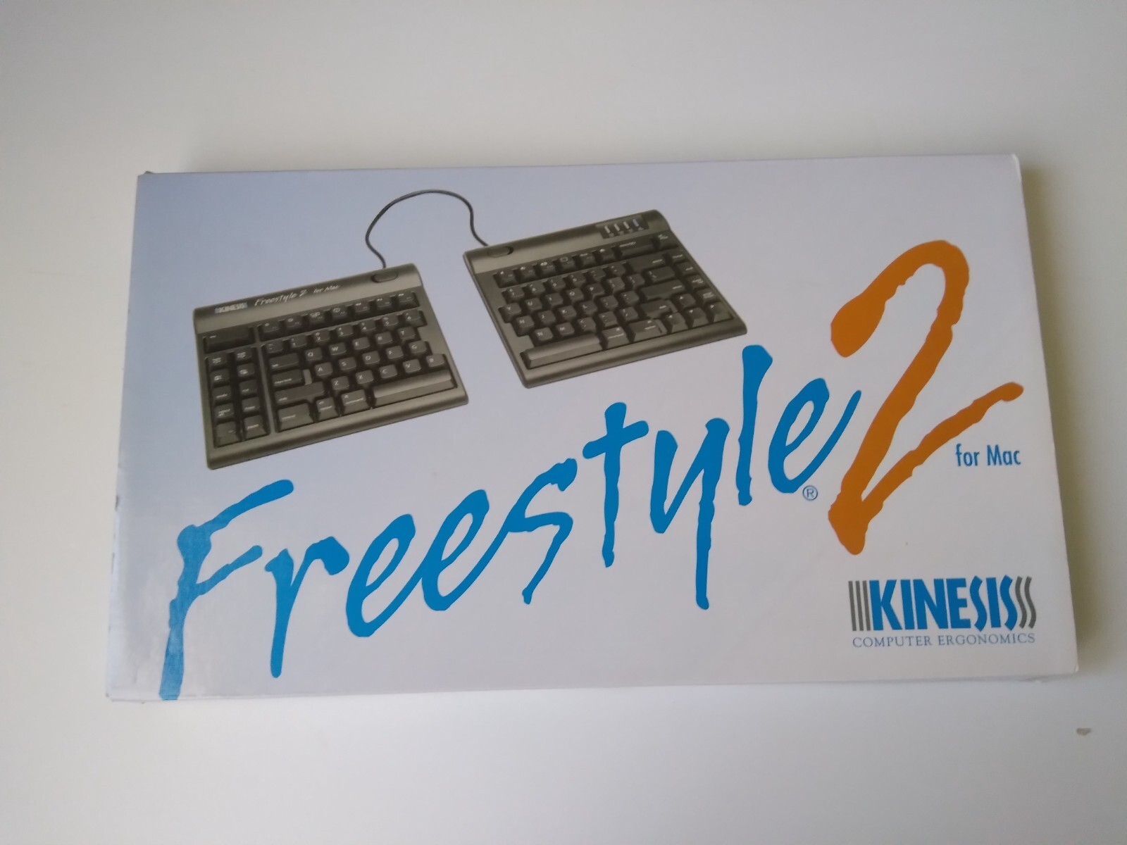 KINESIS Freestyle 2 Keyboard USB 2.0 Hub for Mac Layout 20" KB800HMBUS20