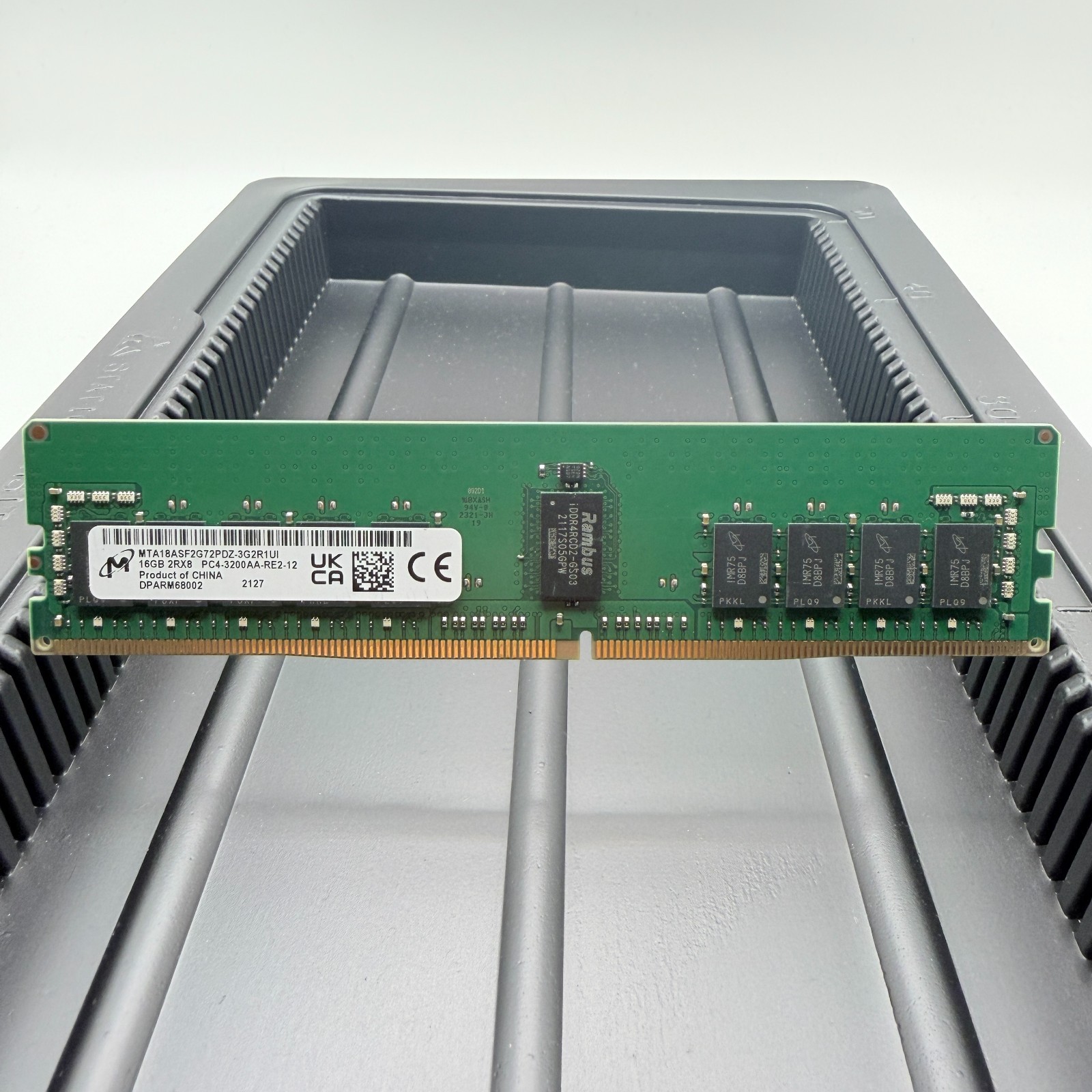 8x MICRON Memory RDIMM 16GB PC4-3200 MTA18ASF2G72PDZ-3G2R1UI Server Memory RAM