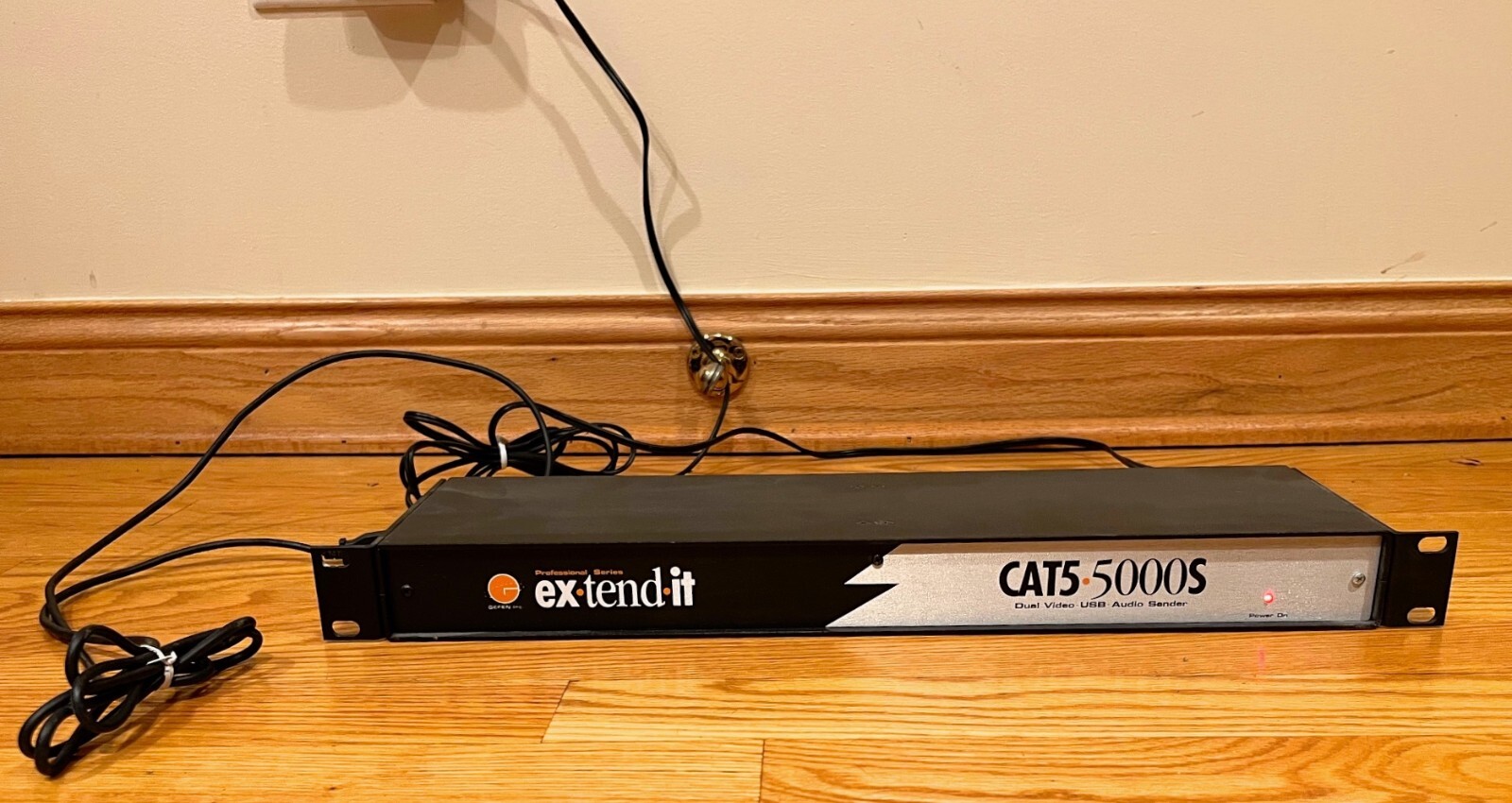 Gefen CAT 5000S Monitor USB Audio Extender Including USB Power Supply & USB Cabl