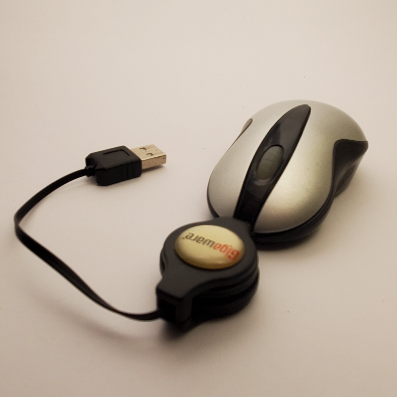 Radio Shack Gigaware Optical Mouse Includes PS/2 Adapter 3 Buttons