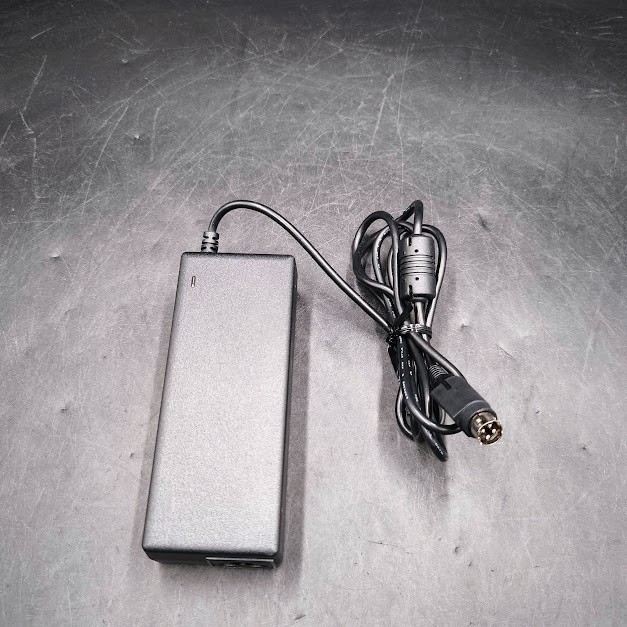 FSP Group INC FSP090-DIEBN2 Switching Power Adapter 19V-4.74A Used Working