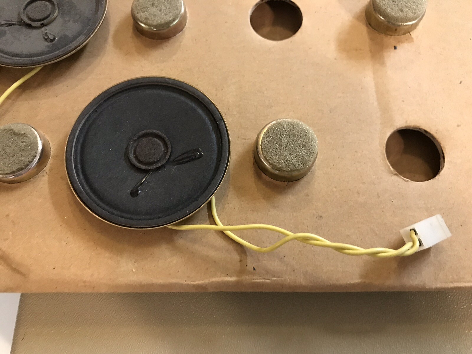 REPLACEMENT SPEAKER For Atari 400/800