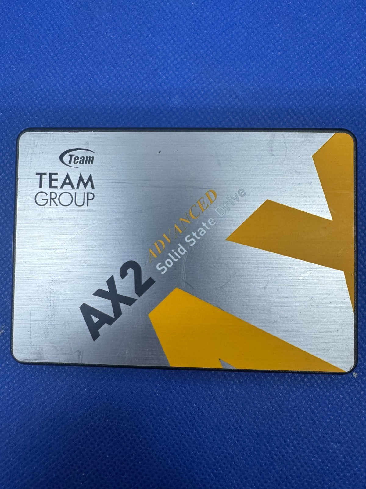 TeamGroup AX2 1TB 2.5" SATA 6Gb/s Internal Solid State Drive SSD T253A3001T0C101