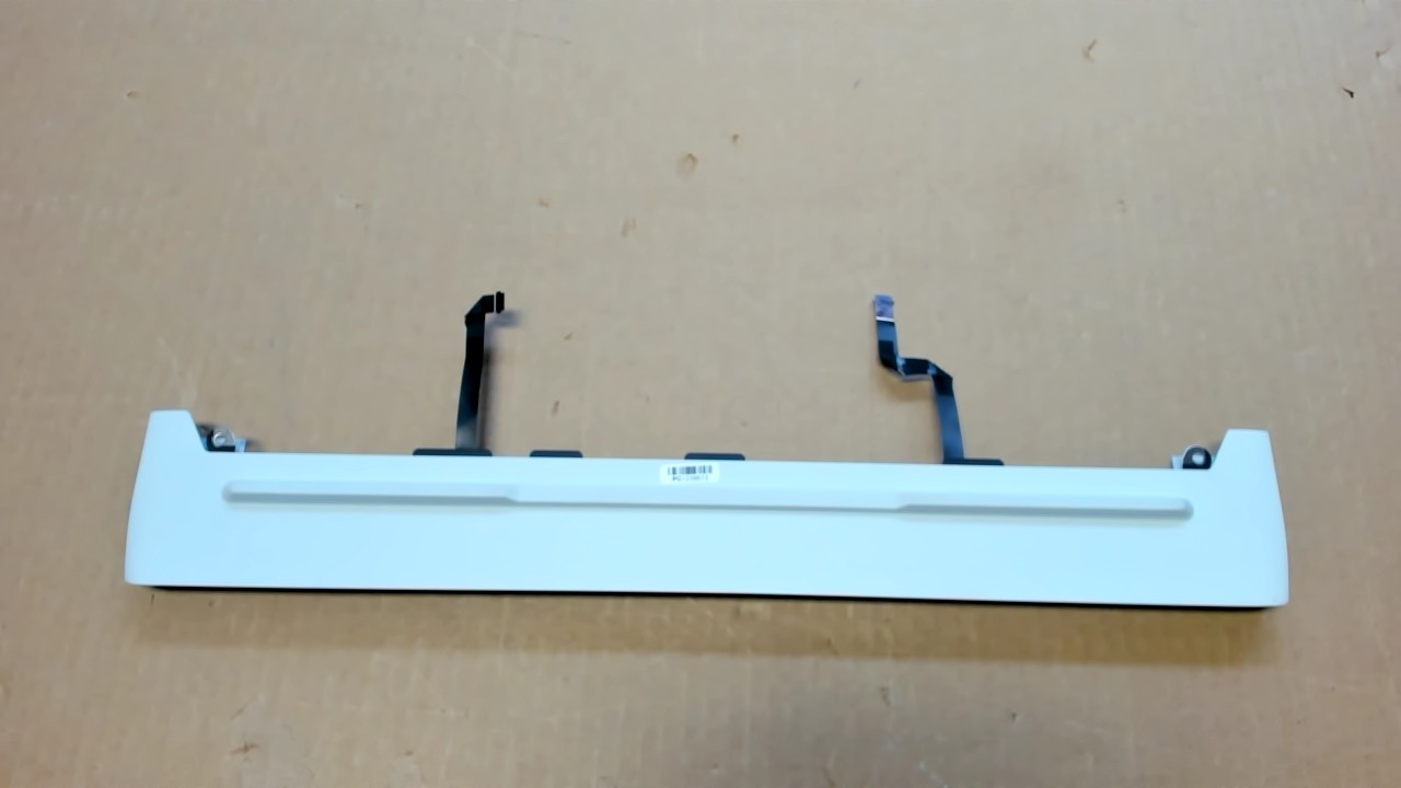 45N52 Alienware Hinge Cover Alienware X15 R1 R2 -7662WHT-PUS White