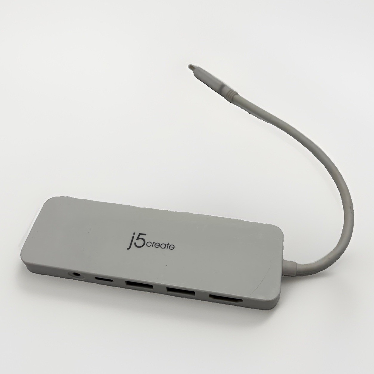 j5create JCD373 Type-C Hub USB HDMI Audio MicroSD 3.5mm USB-Powered White