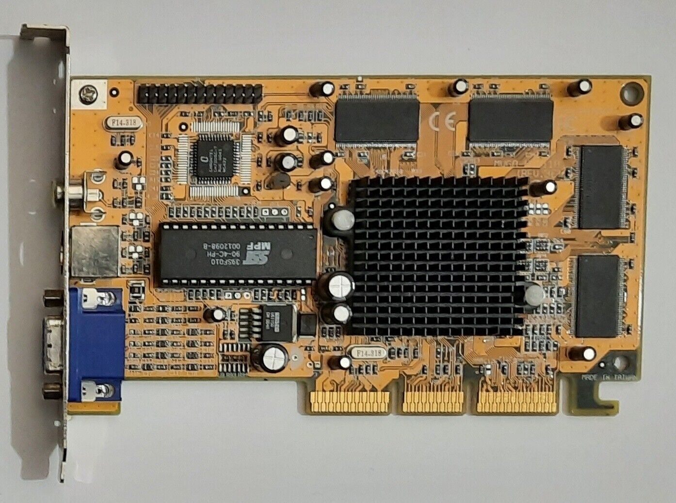 Prolink Pixelview GeForce2 MX AGP Graphics Card (Nvidia, MVGA-NVG11A, 32MB, Retro)