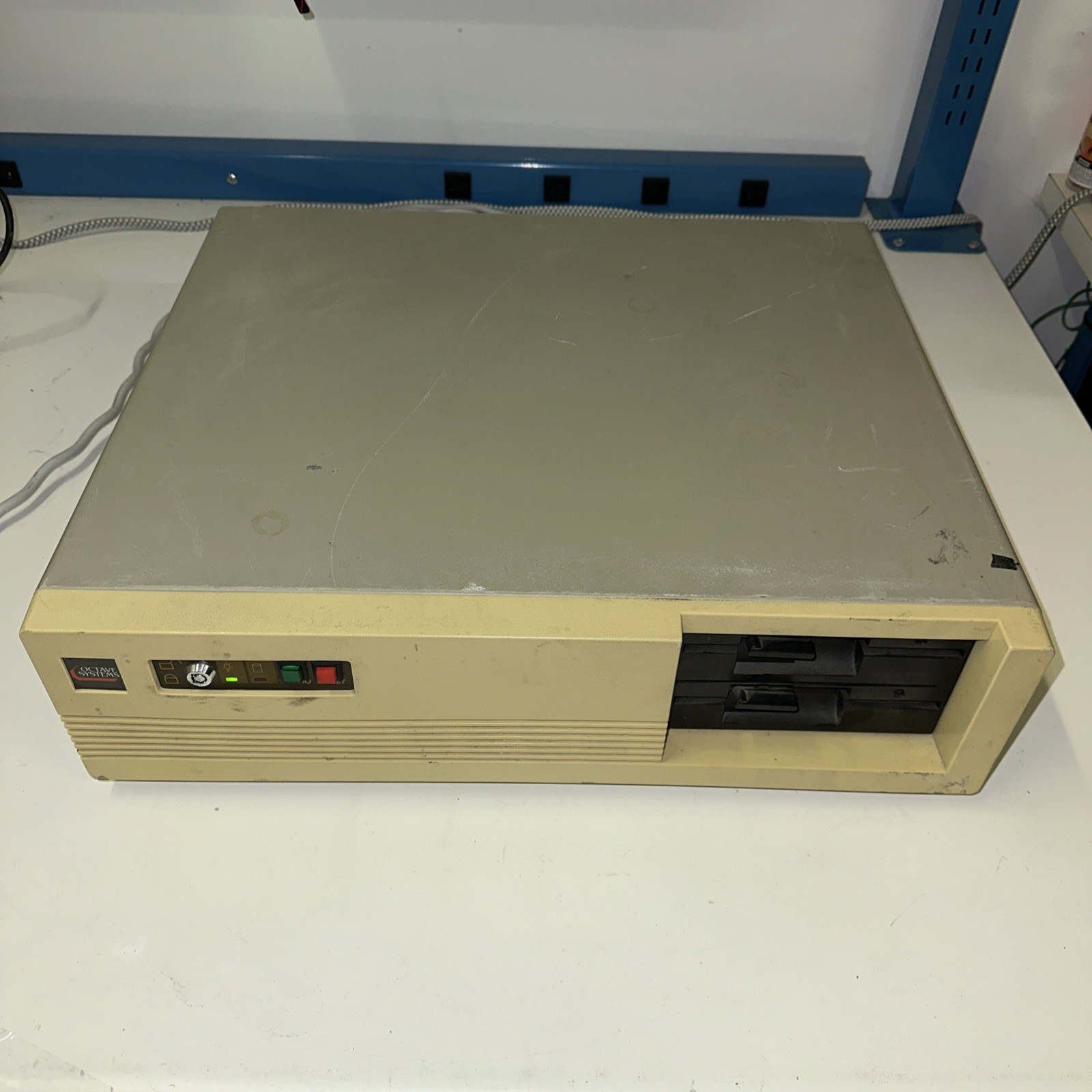 Octave Computing XT PC IBM Clone Computer w/Drives & Cards (Powers On)