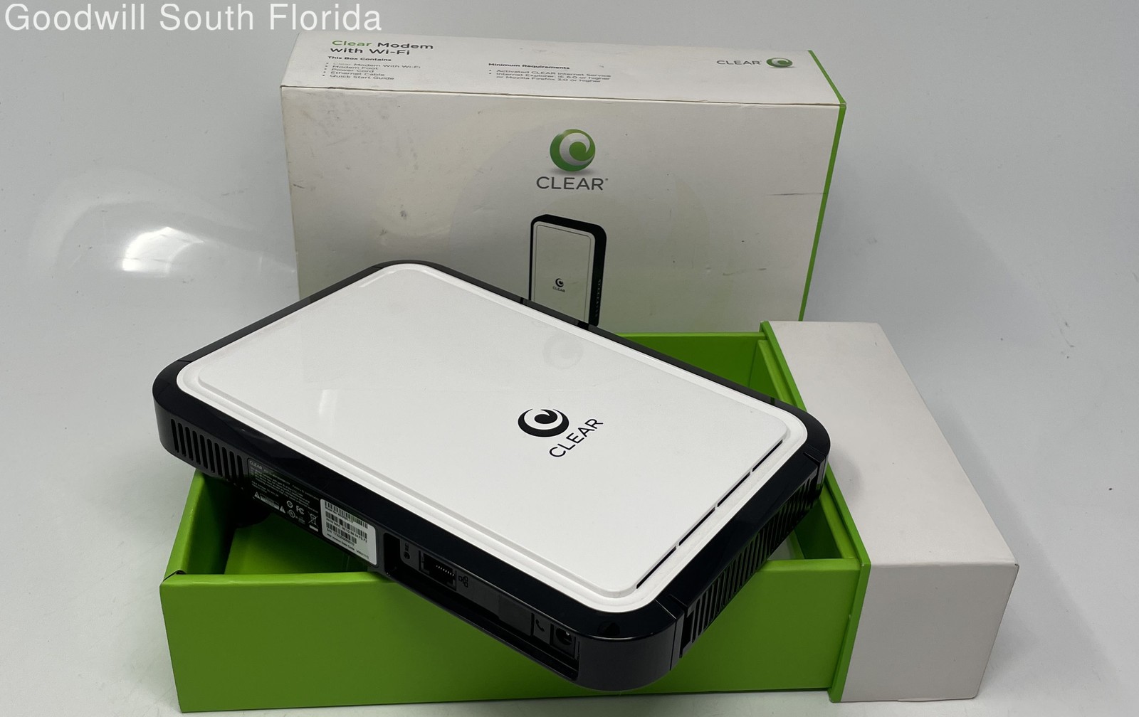 Clear WIXFBR-117 Wireless Home Internet Modem W/ Wi-Fi Router In Box Not Tested