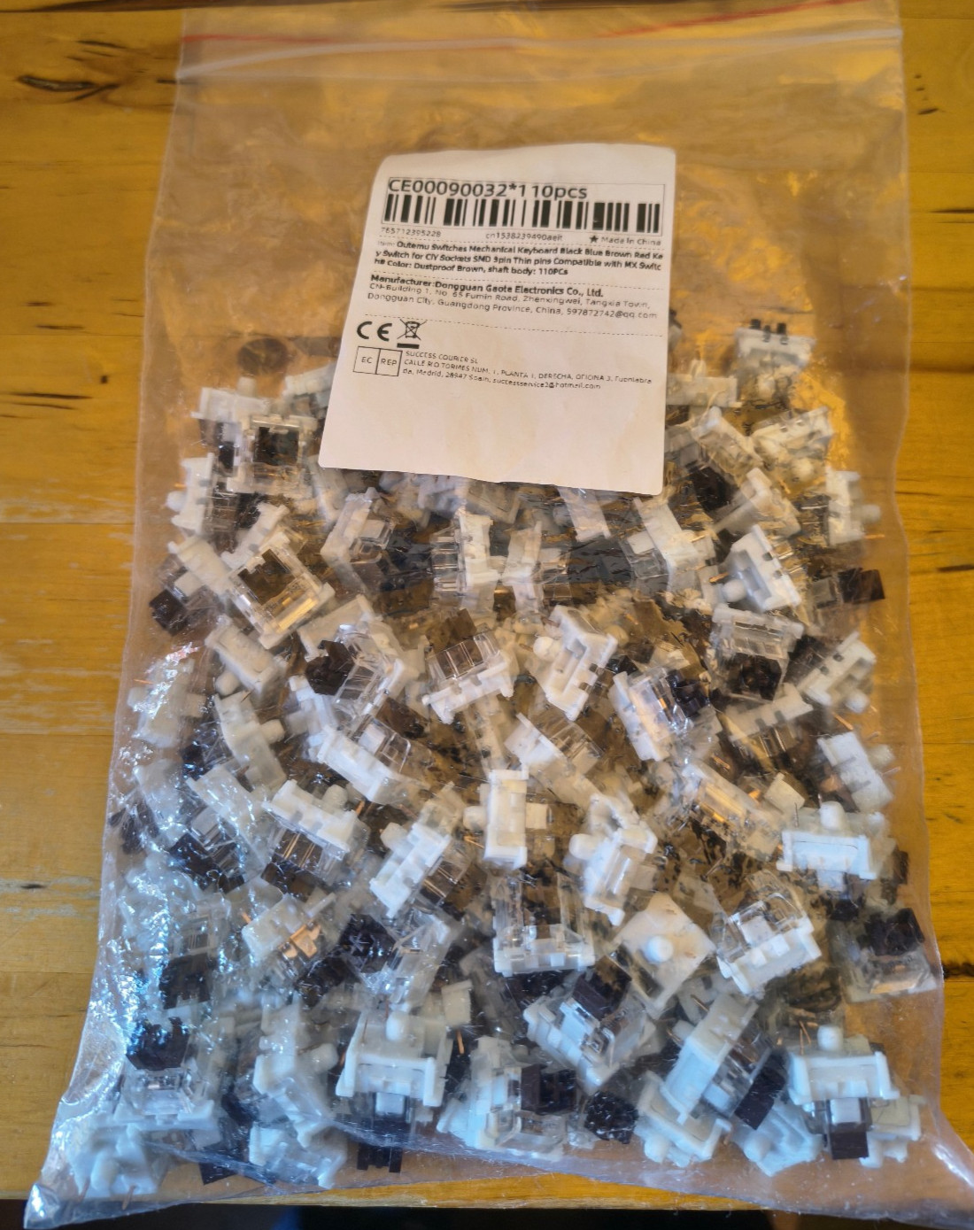Outemu Box Brown Switches 110pcs - tactile 50gf dustproof RGB replacement