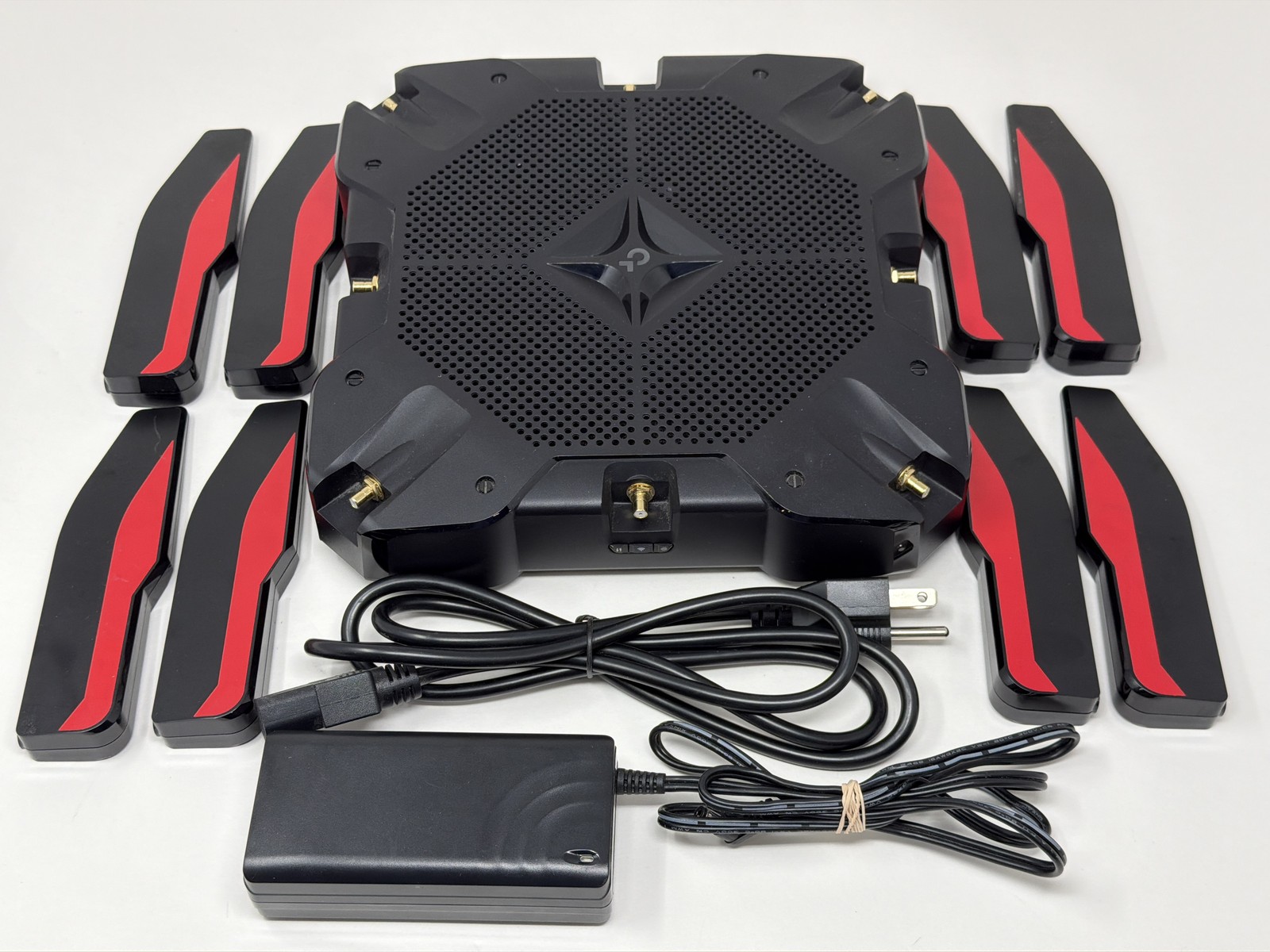 TP-Link Archer AX11000 Tri-band Gaming Router Good