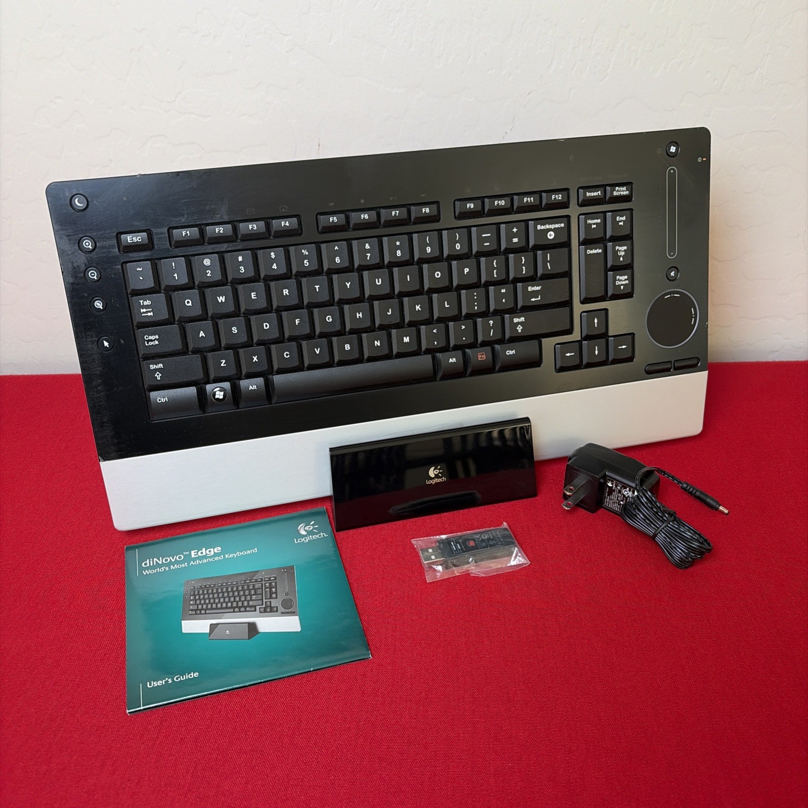 Logitech DiNovo Edge Wireless Bluetooth Keyboard & Charging Dock Y-RAY81