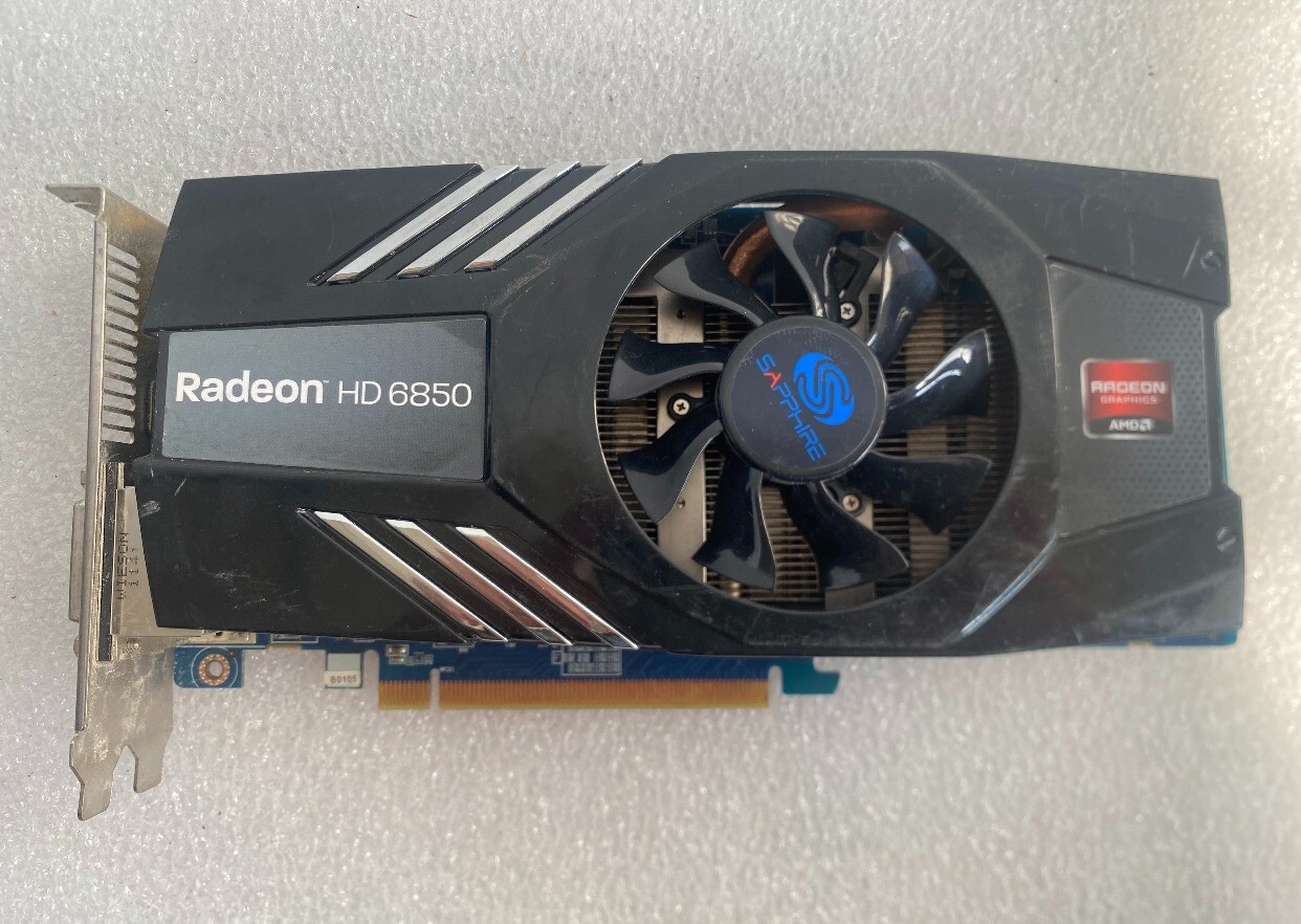 Sapphire AMD Radeon HD 6850 1GB GDDR5 299-1E174-140SA HDMI DisplayPort DVI PCIe