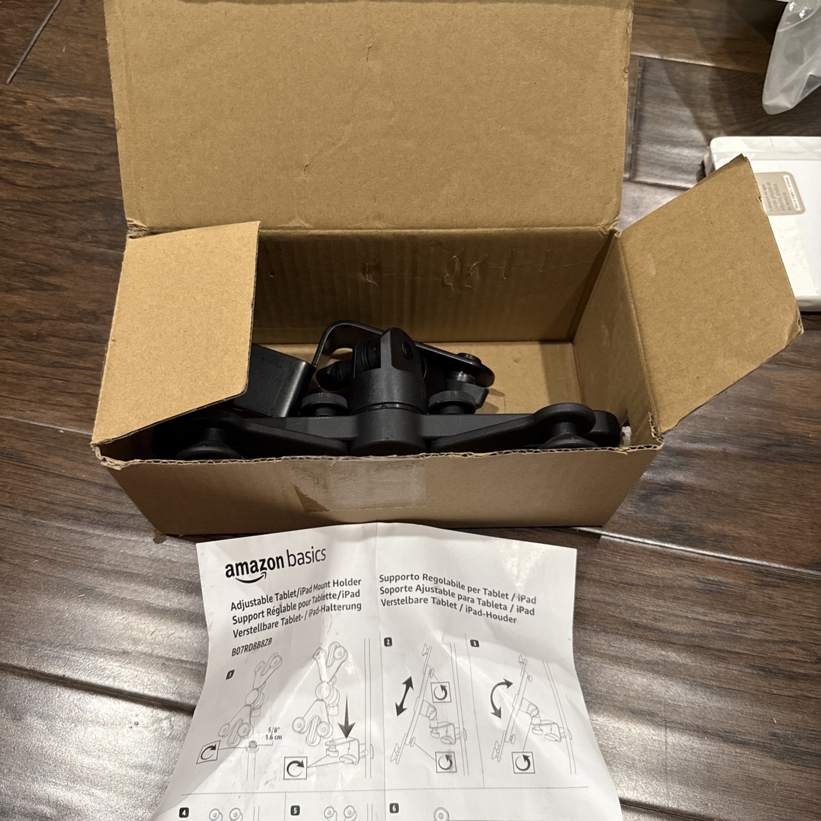 Amazon Basics Adjustable Tablet/iPad Mount Holder - Microphone  Stand