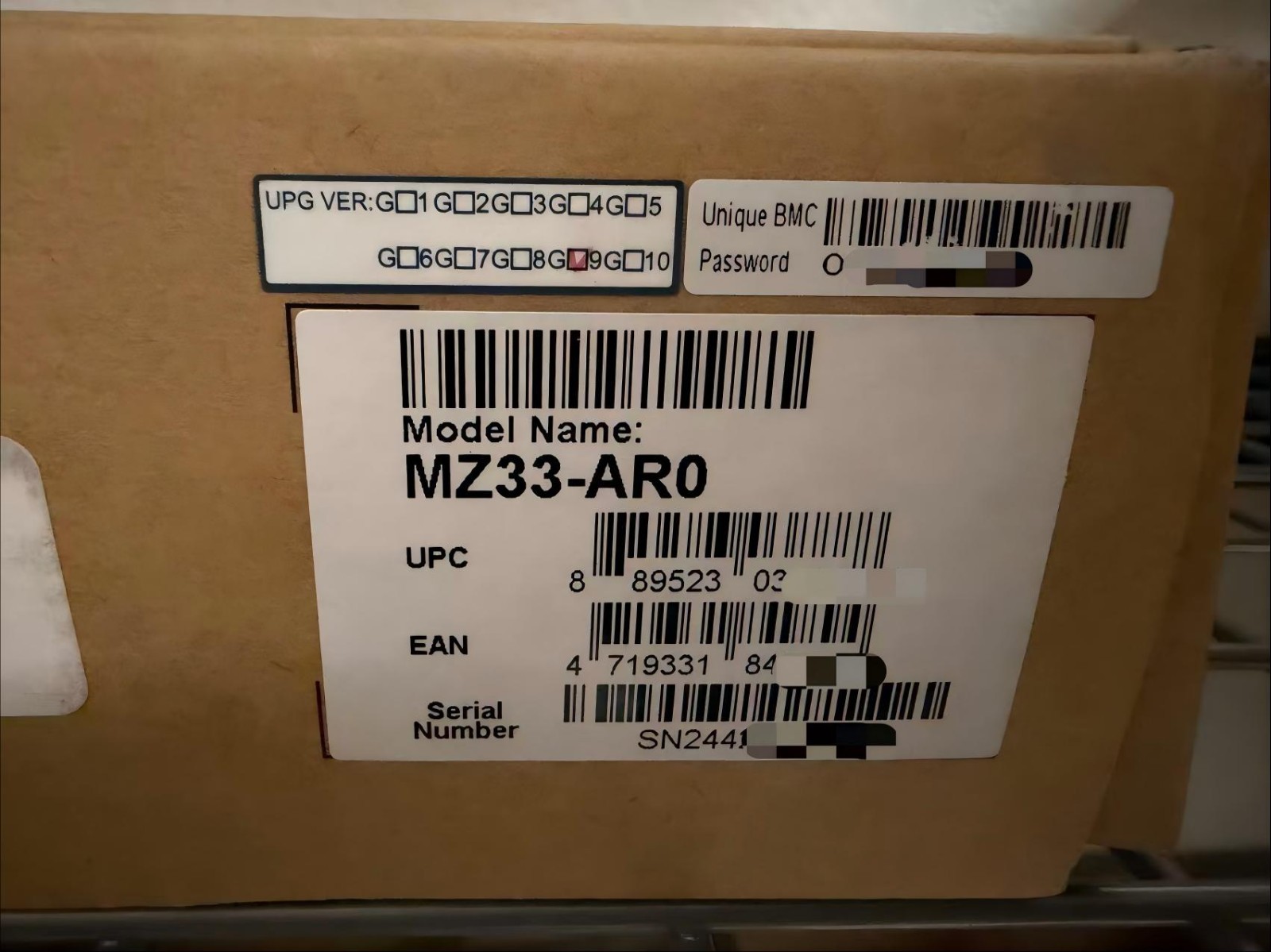 GIGABYTE MZ33-AR0 Server Motherboard Socket SP5 AMD EPYC 9004 Series
