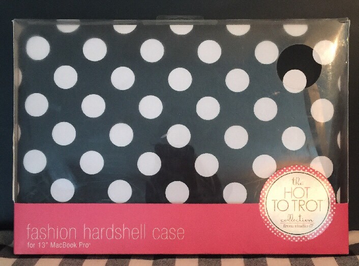 Studio C Hot Trot Collection Hard Shell Case 13" Apple MacBook Pro Black 98676