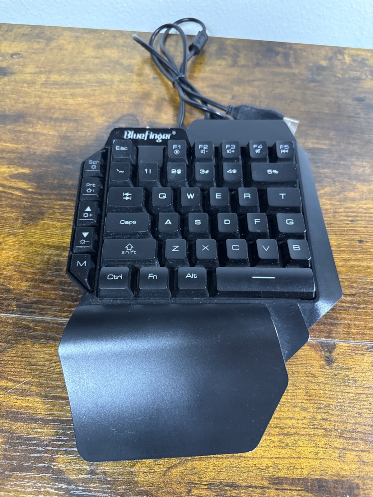 BlueFinger USB RGB One Hand Mechanical Gaming Keyboard Click Clack Works Great