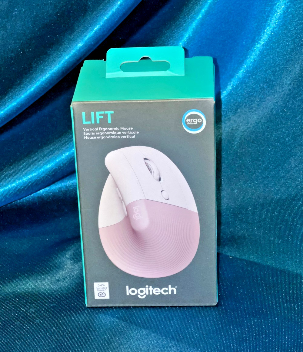 Logitech LIFT Vertical Wireless Ergonomic Mouse - Rose - 910-006472