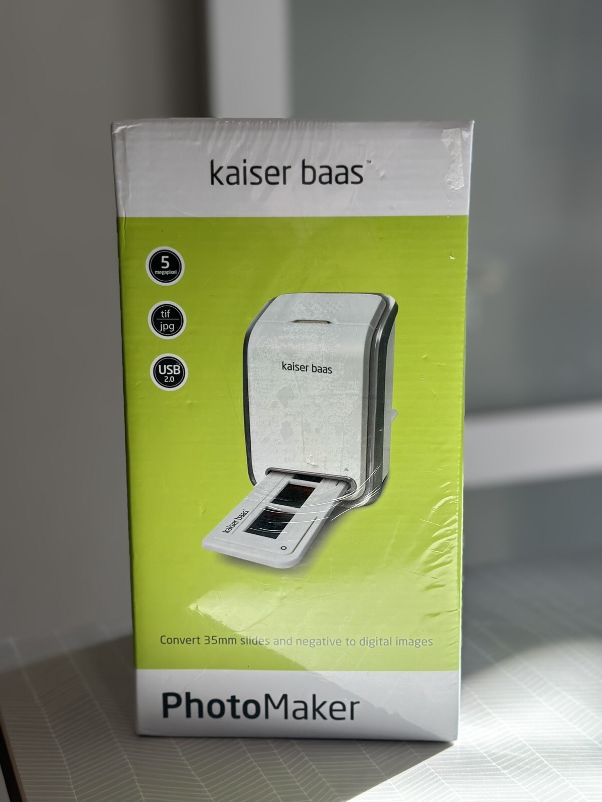 Kaiser Baas Photo Maker 35mm Slide USB Converts Slides to Digital SEALED