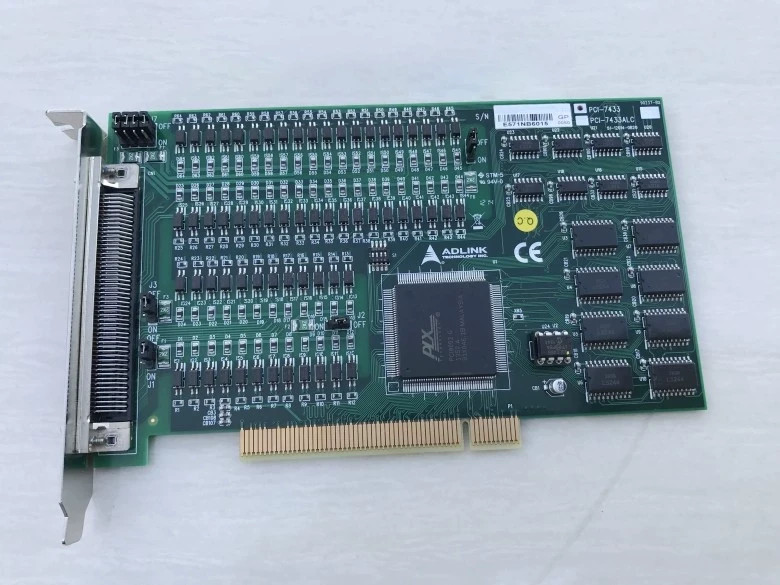 PCI-7433  ADLINK Card