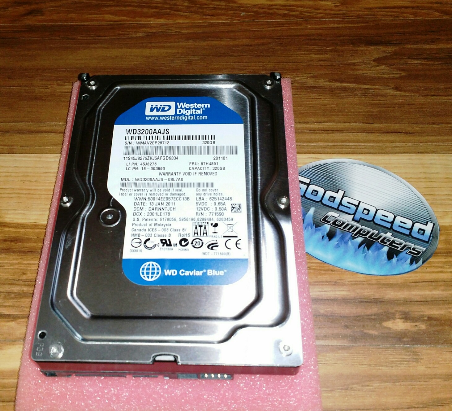 Dell Dimension E520 - 320GB  Hard Drive Windows XP Professional 64-Bit Loaded