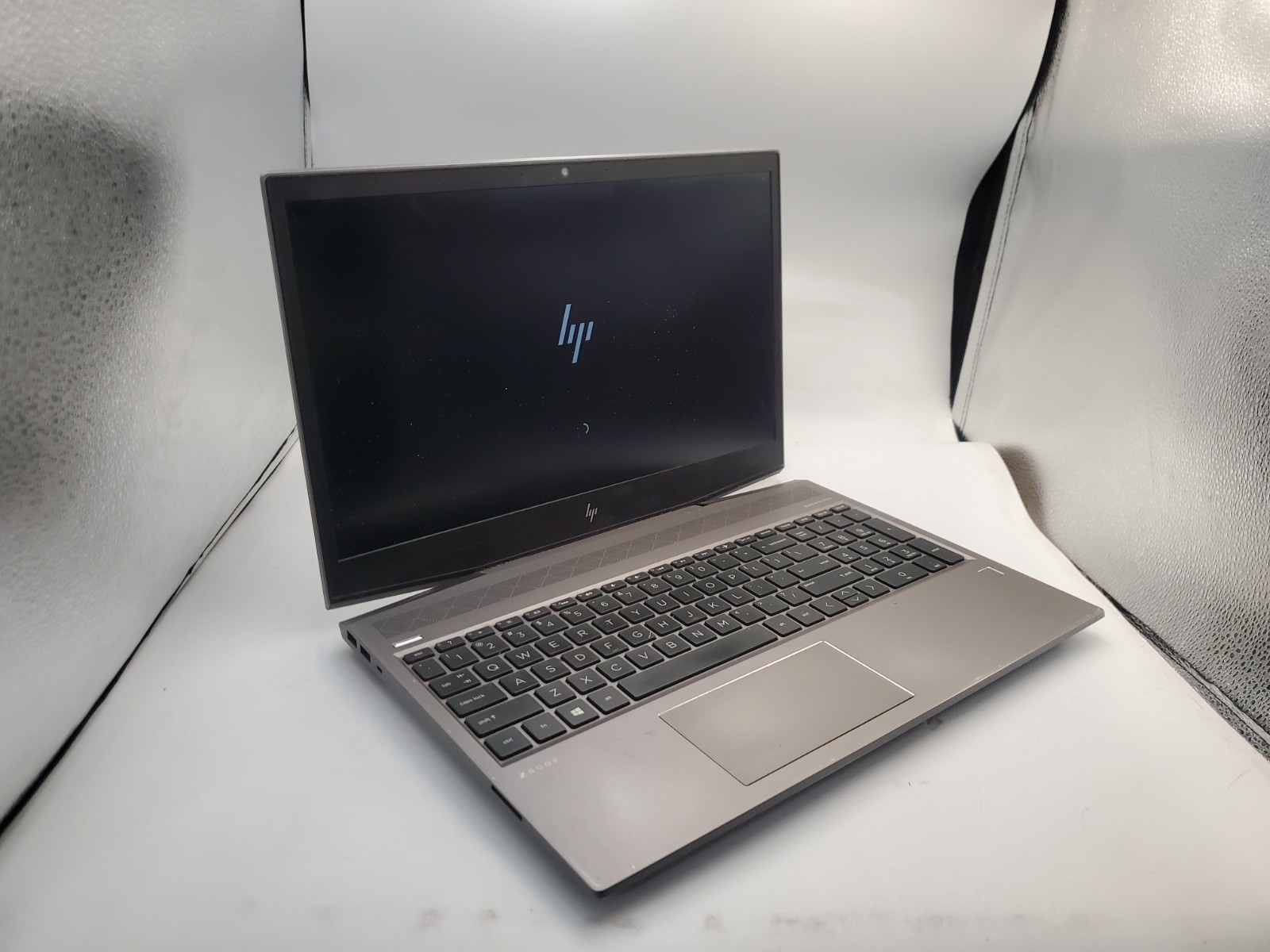 HP ZBook 15v G5 Laptop Intel Core i5-8th Gen 2.3GHz 8GB RAM 256GB SSD W11P