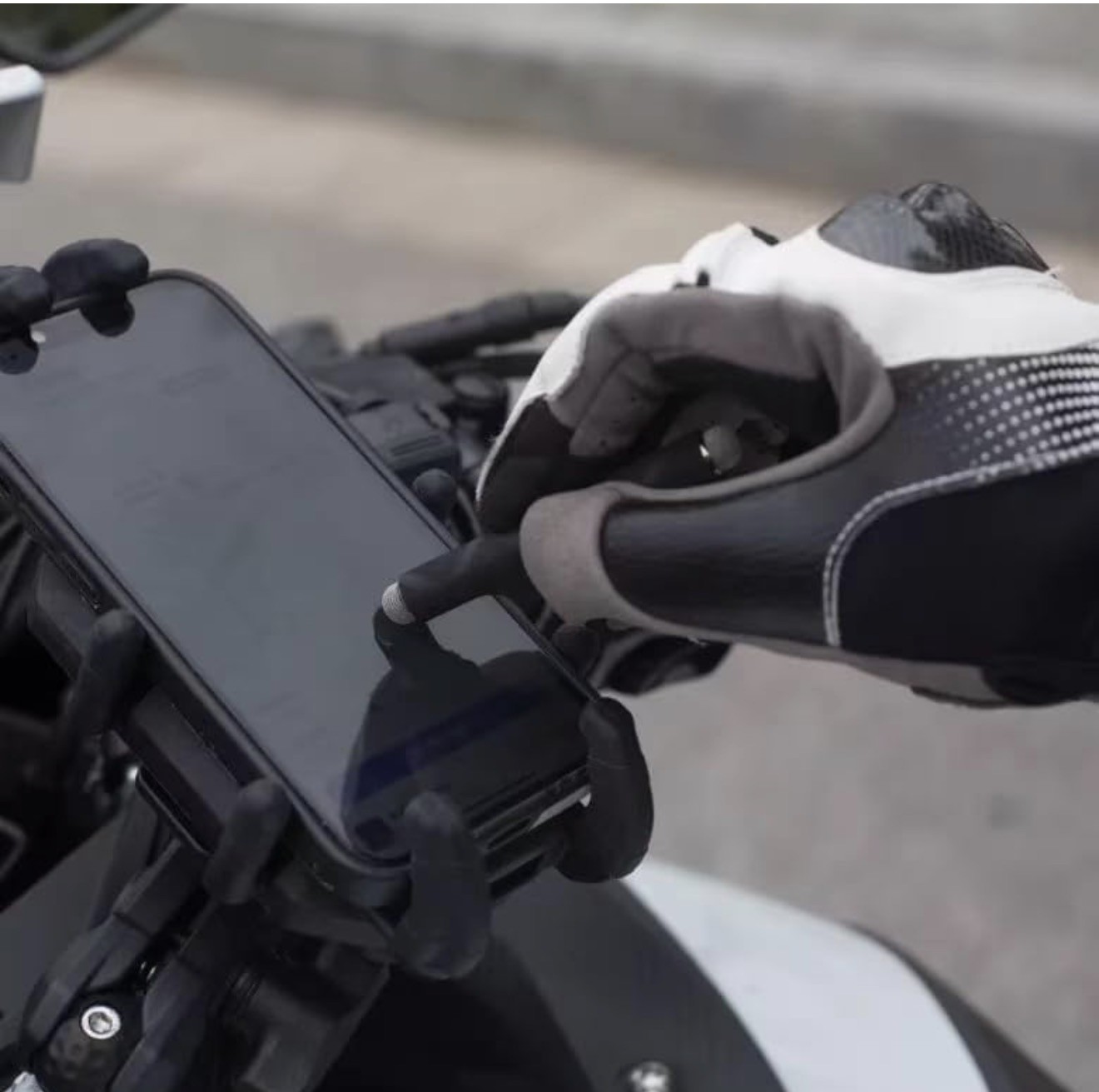 Motorcycle Mobile Phone Magnetic Stylus, Alternatives to Touchscreen black 