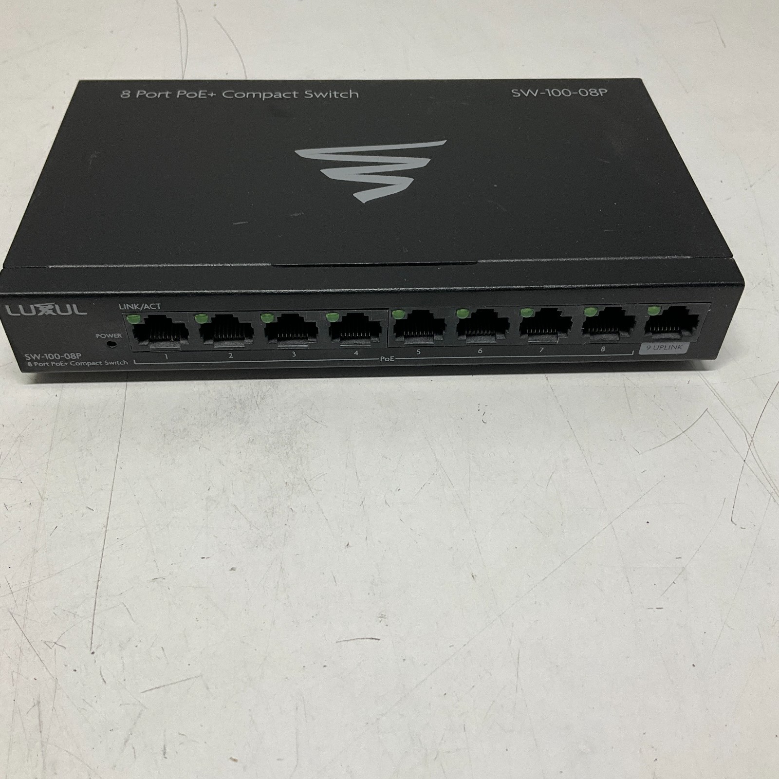 Luxul SW-100-08P  8 Port PoE+ Compact Switch UNIT ONLY