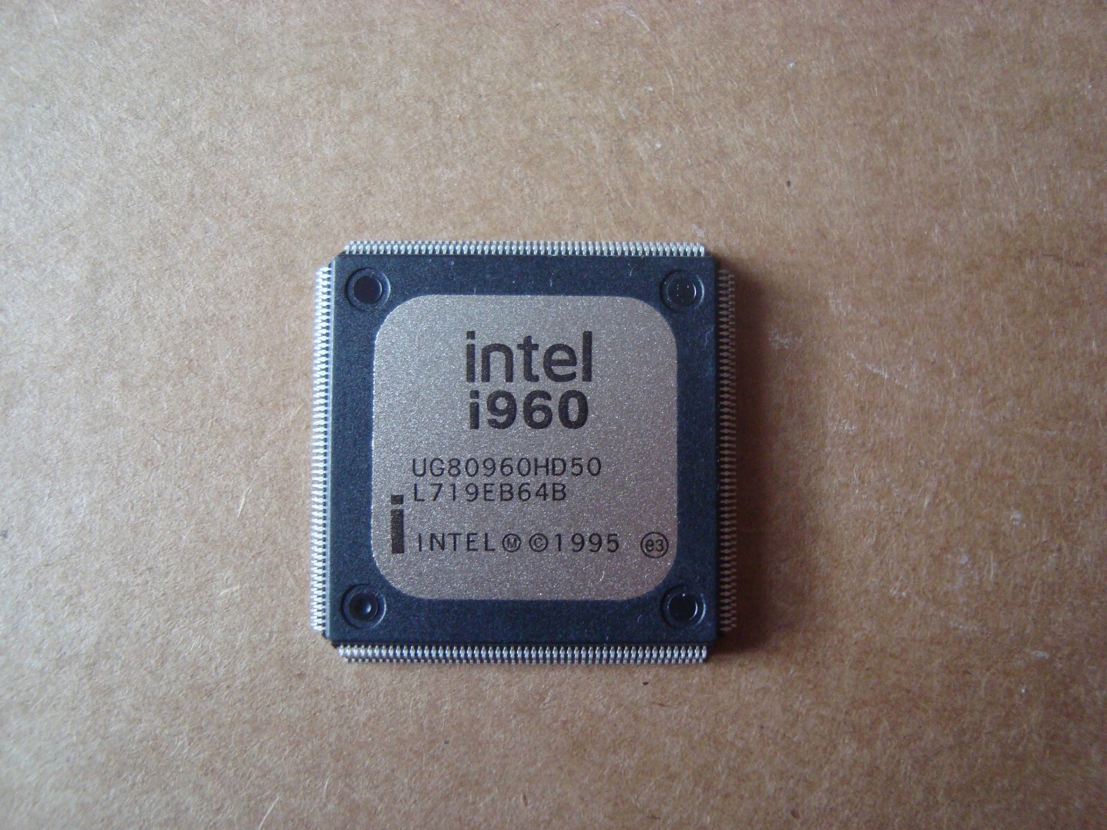 Intel i960 UG80960HD50-Embedded - Microprocessor Integrated Circuit (ics) i960-