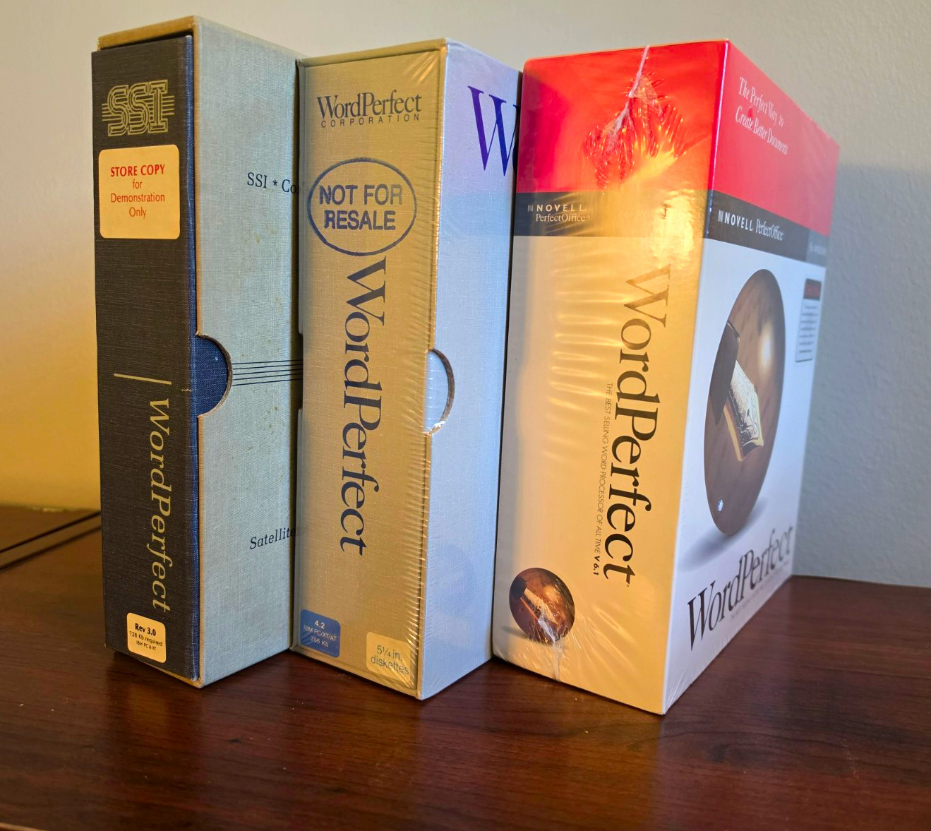 The Ultimate WordPerfect History Collection: V3.0 (SSI), V4.2, V6.1