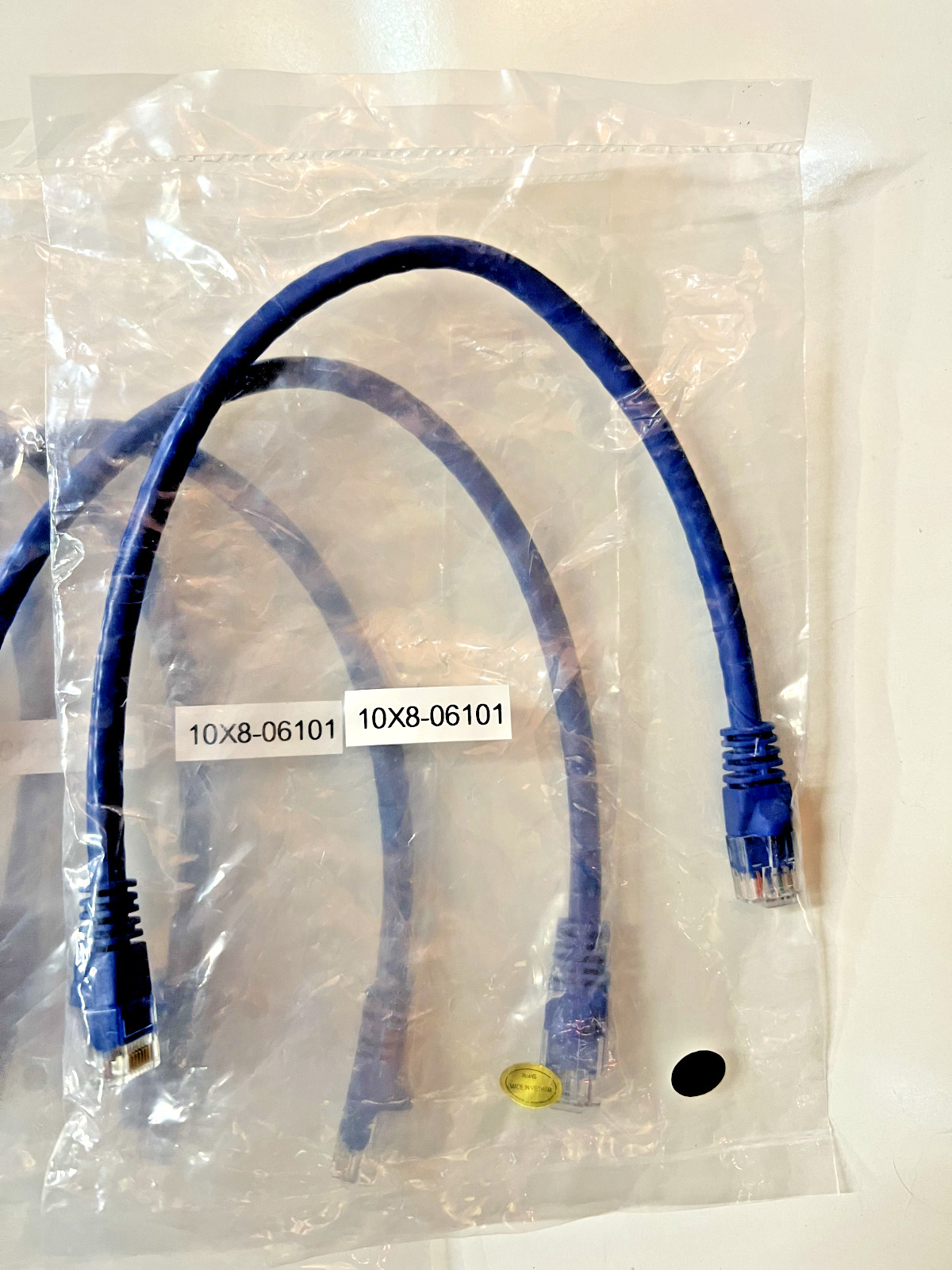 16 PIECES 12-IN / 30-CM  CAT6 ETHERNET PATCH CABLE BLUE