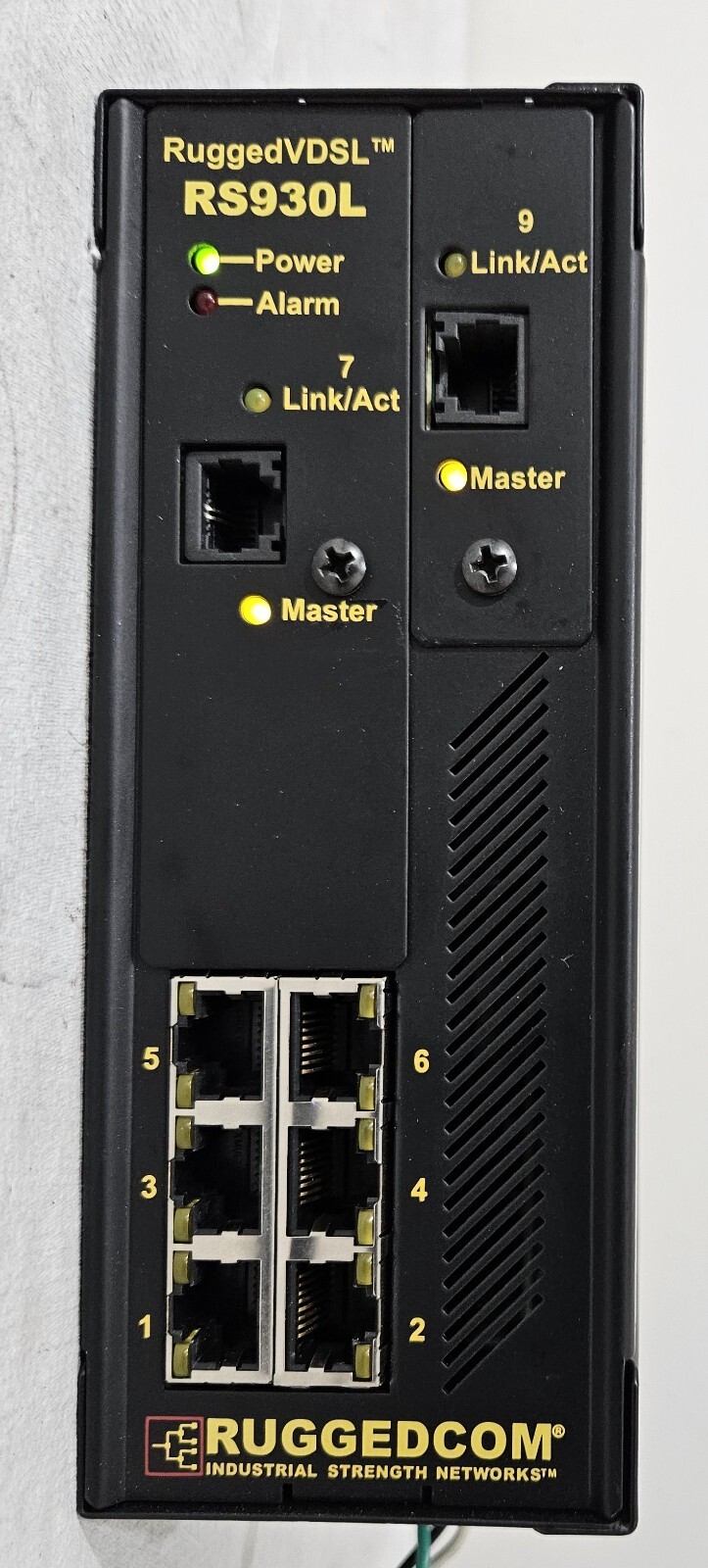 Ruggedcom RS930L  6-Port Managed Ethernet Switch - Industrial Strength W/Power.