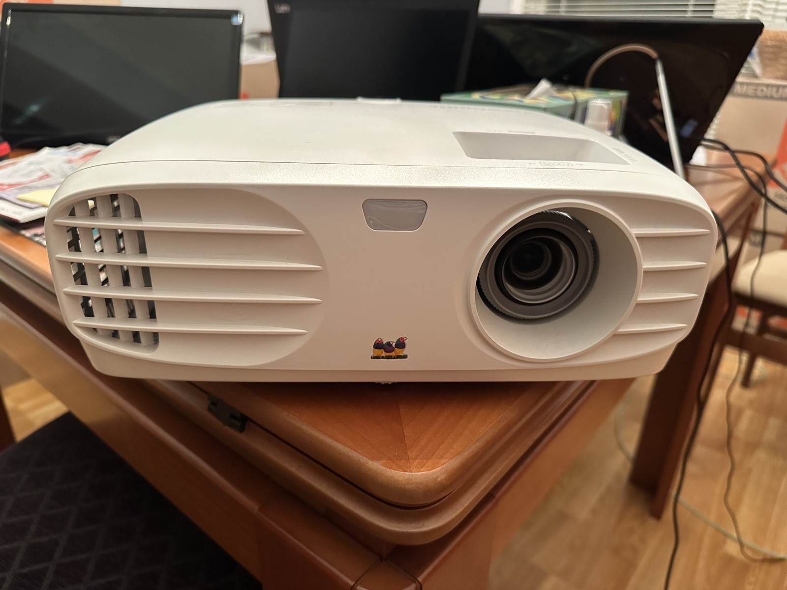 ViewSonic PX700HD 1080p DLP Projector – Home Theater Gaming, Open Box, HDMI