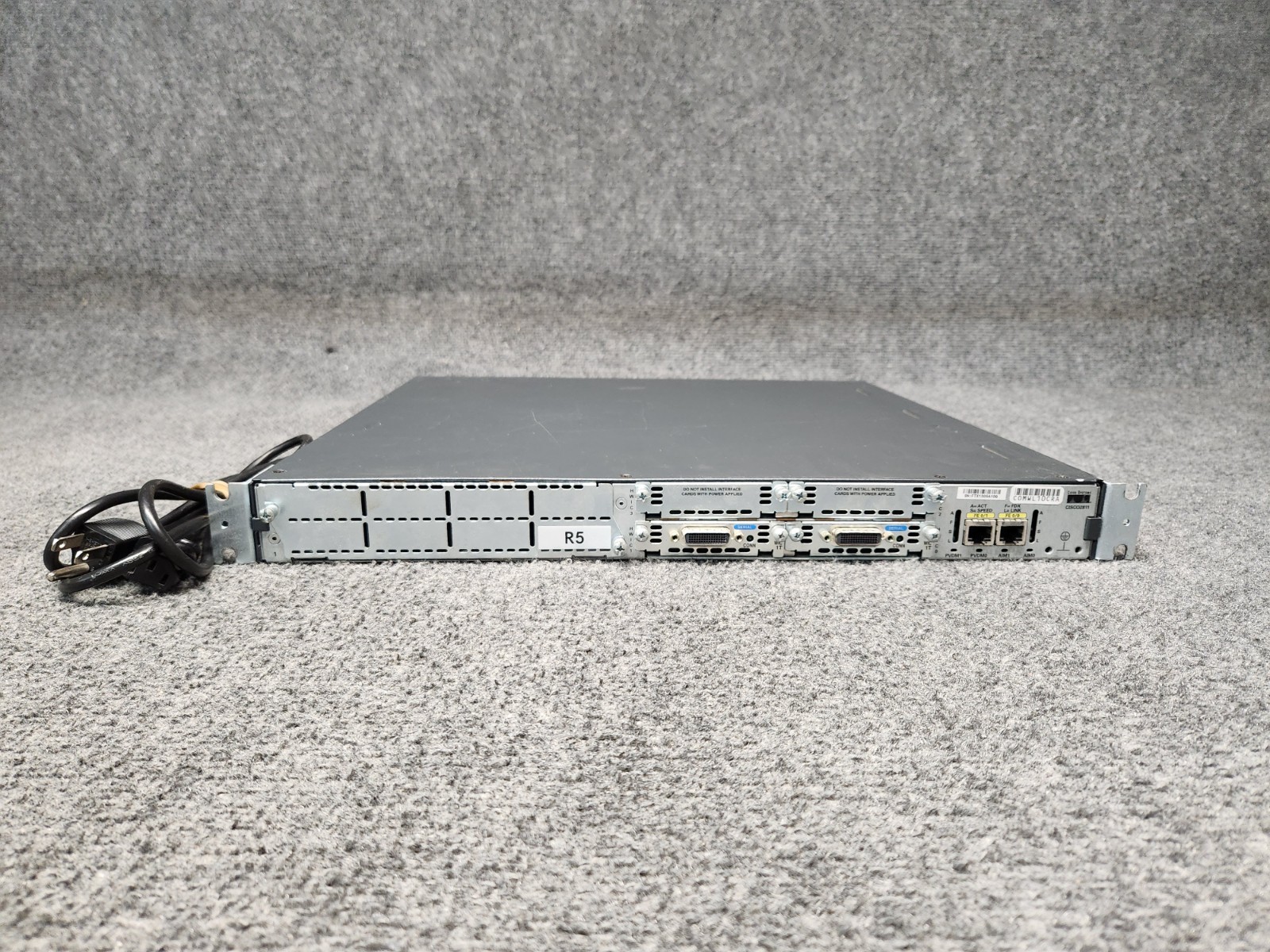 Cisco 2811 800-21849-02 Integrated Services Router Tested Working