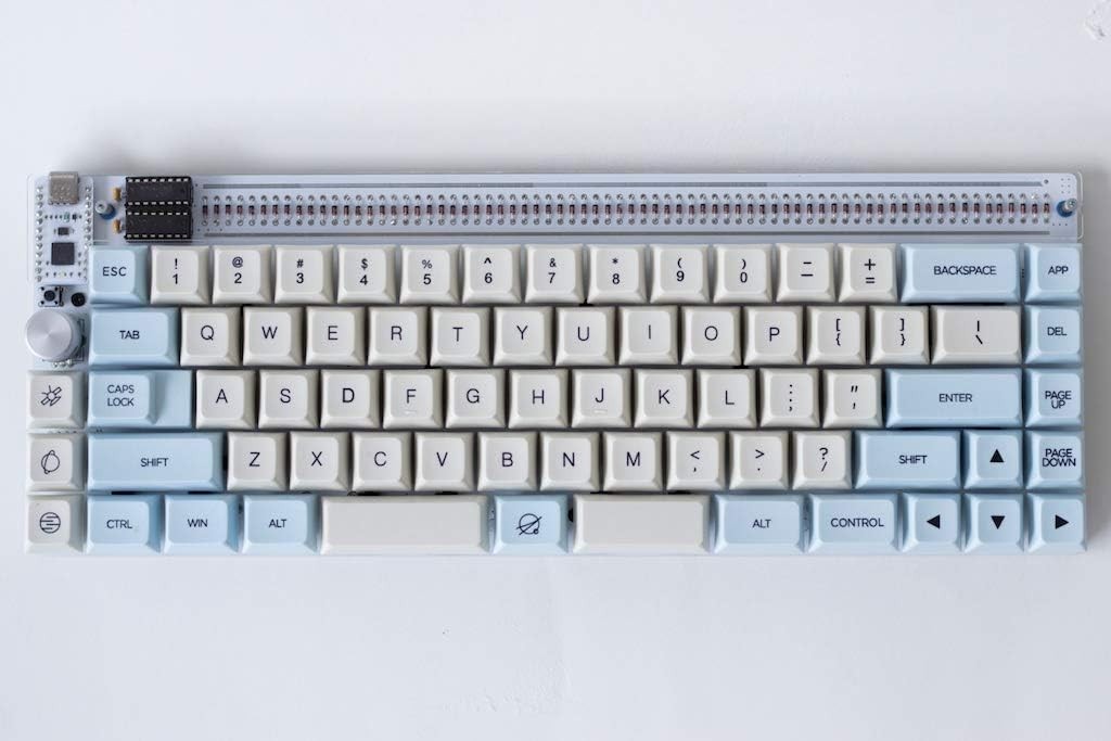USB Nibble 65% 72 Key Programmable QMK Mechanical Keyboard Kit (White)